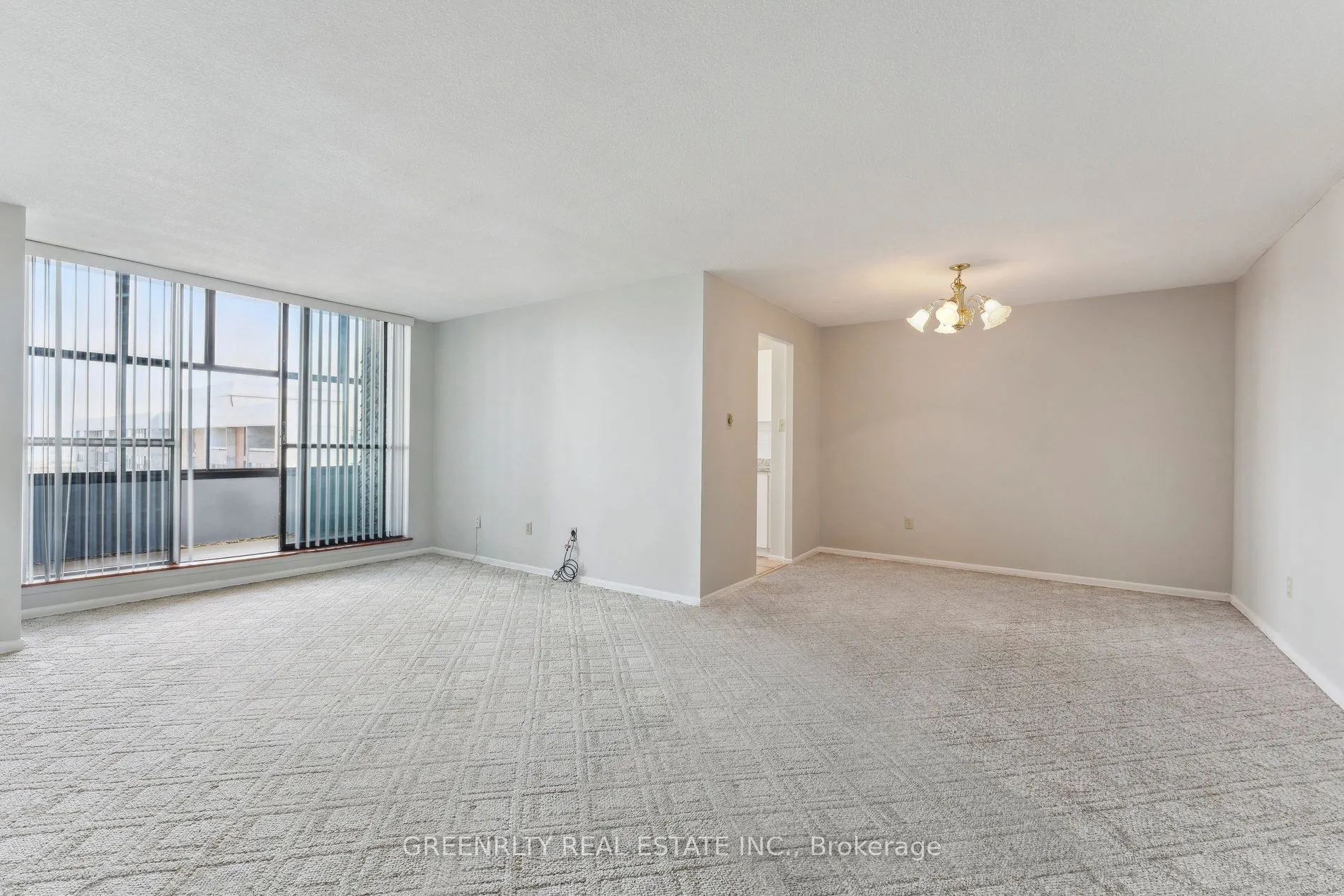 15 Kensington Road, #1903