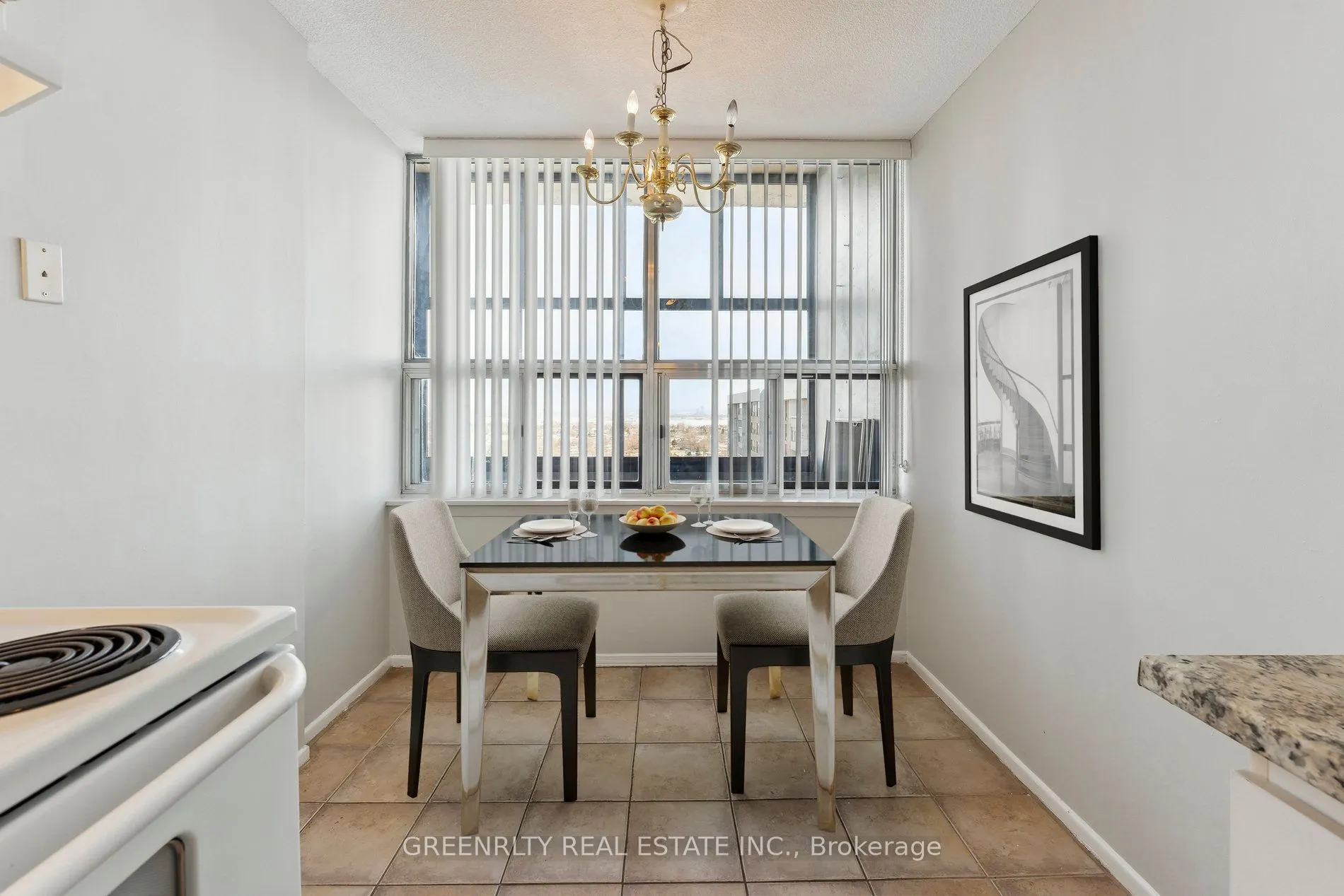 15 Kensington Road, #1903