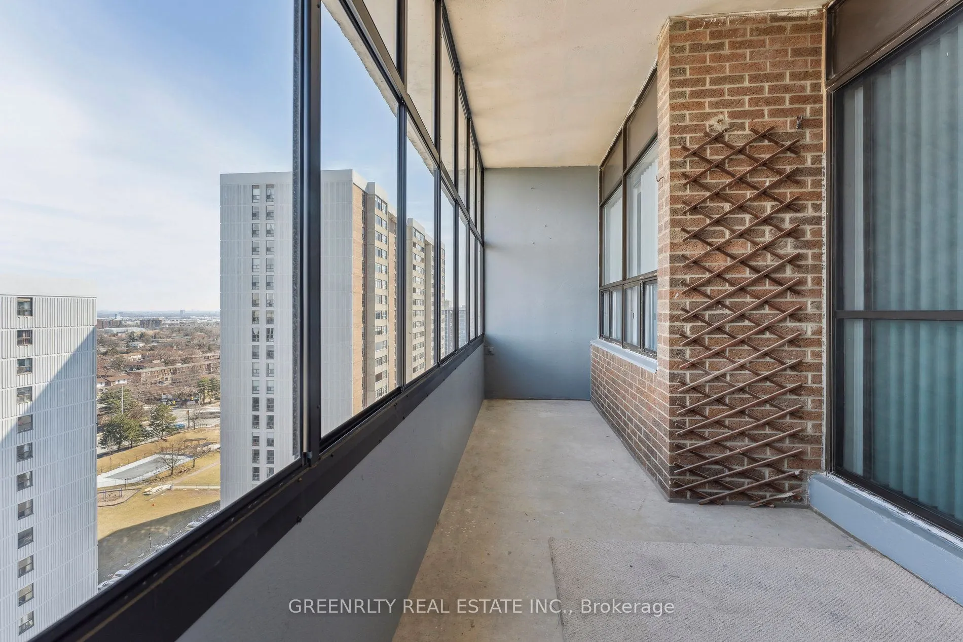 15 Kensington Road, #1903