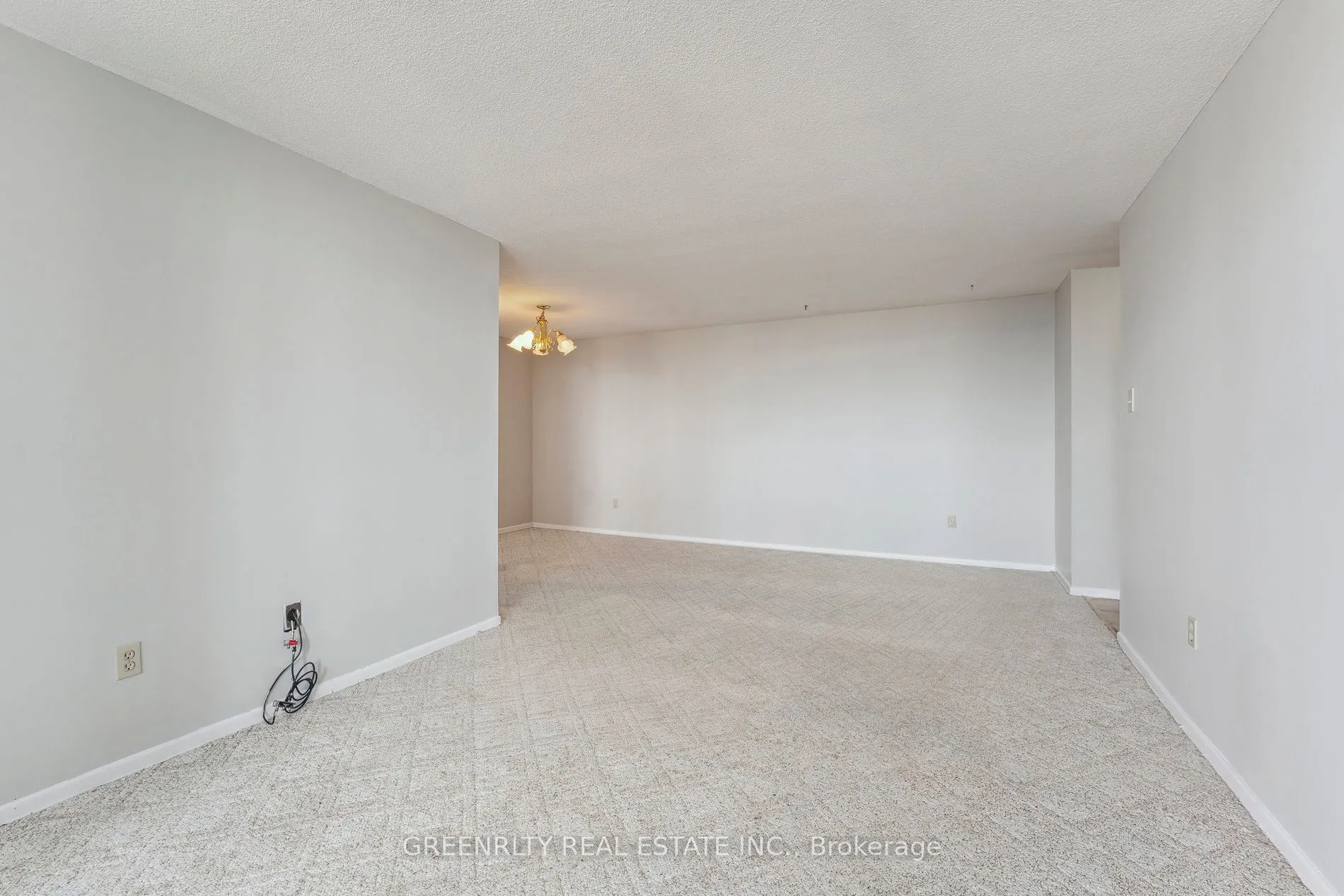 15 Kensington Road, #1903