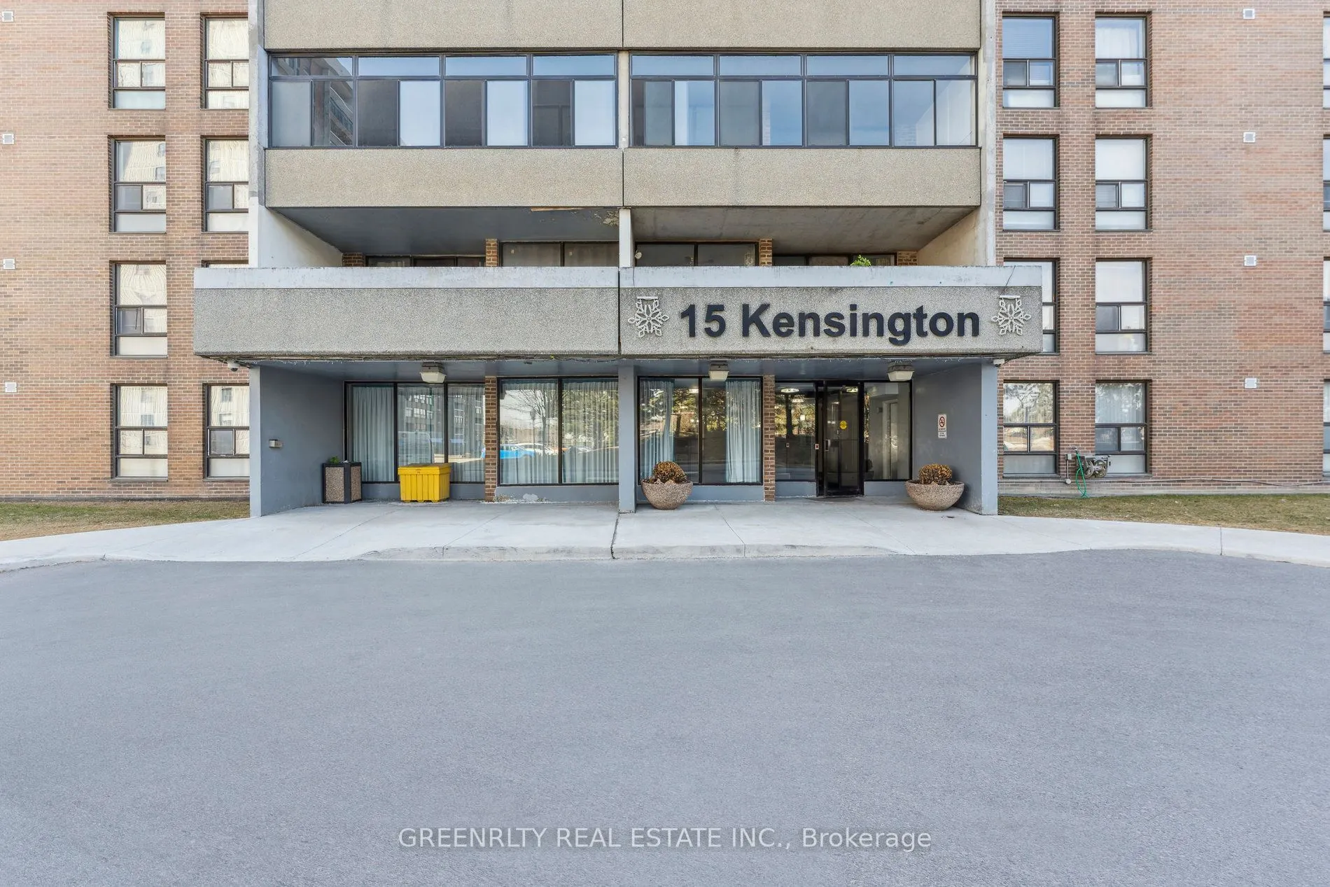 15 Kensington Road, #1903