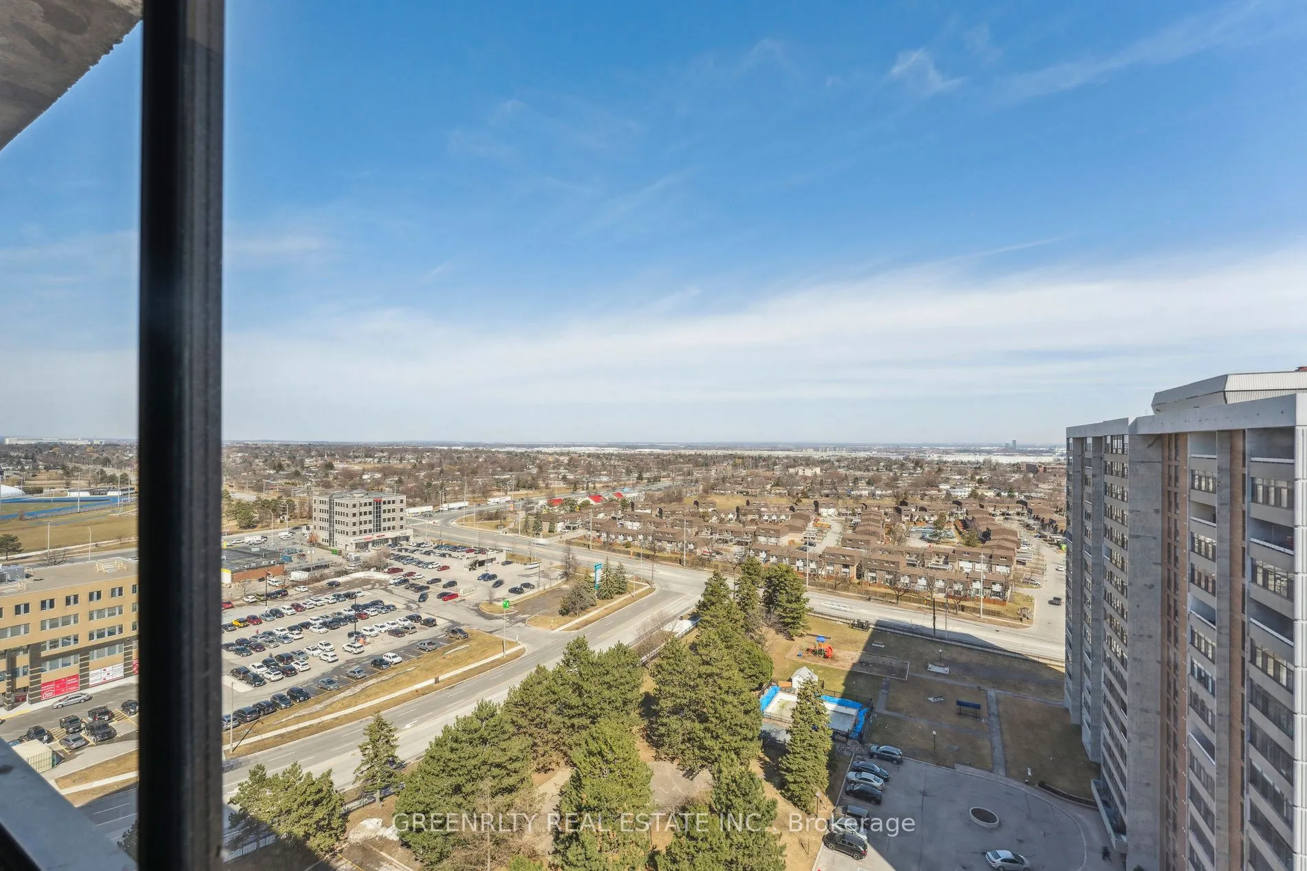 15 Kensington Road, #1903