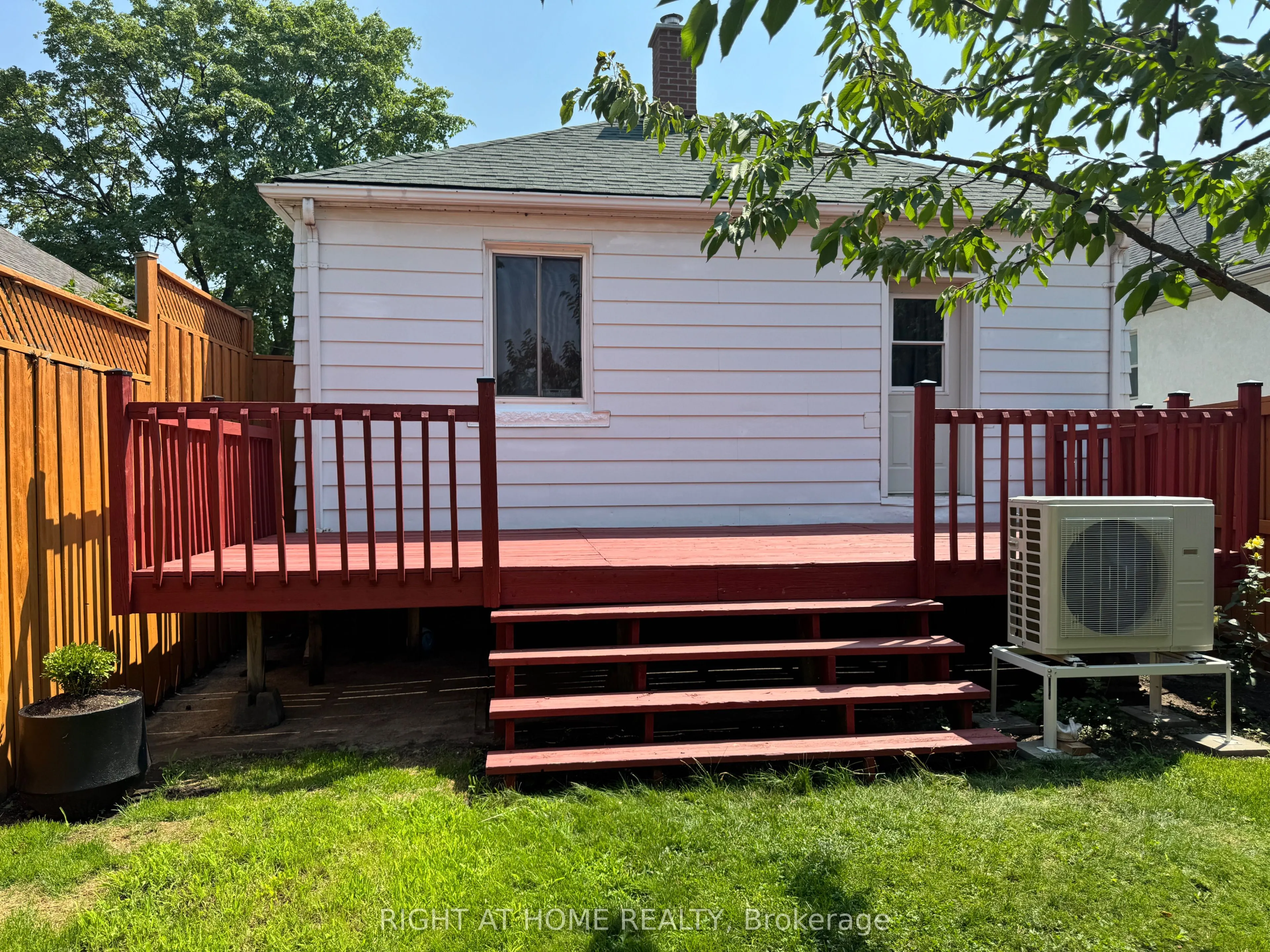 8 Culnan Avenue