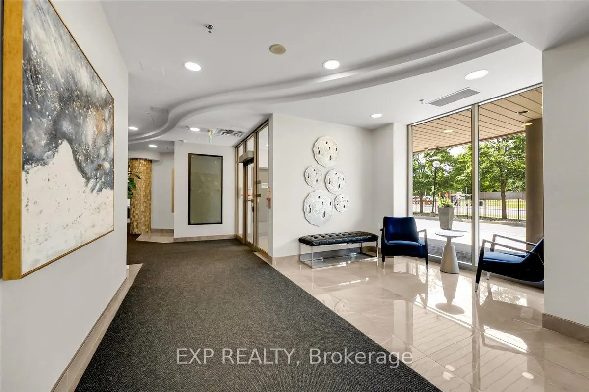200 Burnhamthrope Road E, #607