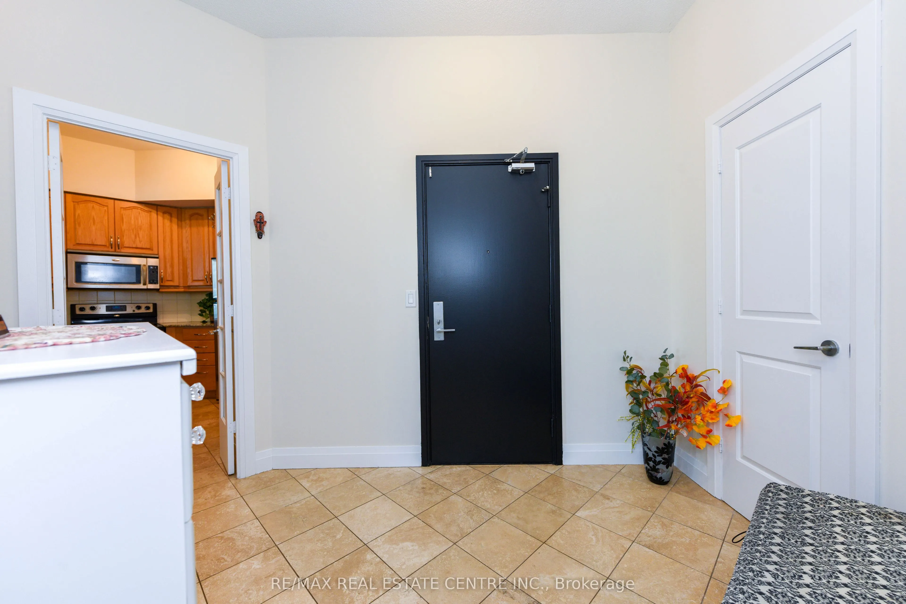 90 Absolute Avenue, #2605