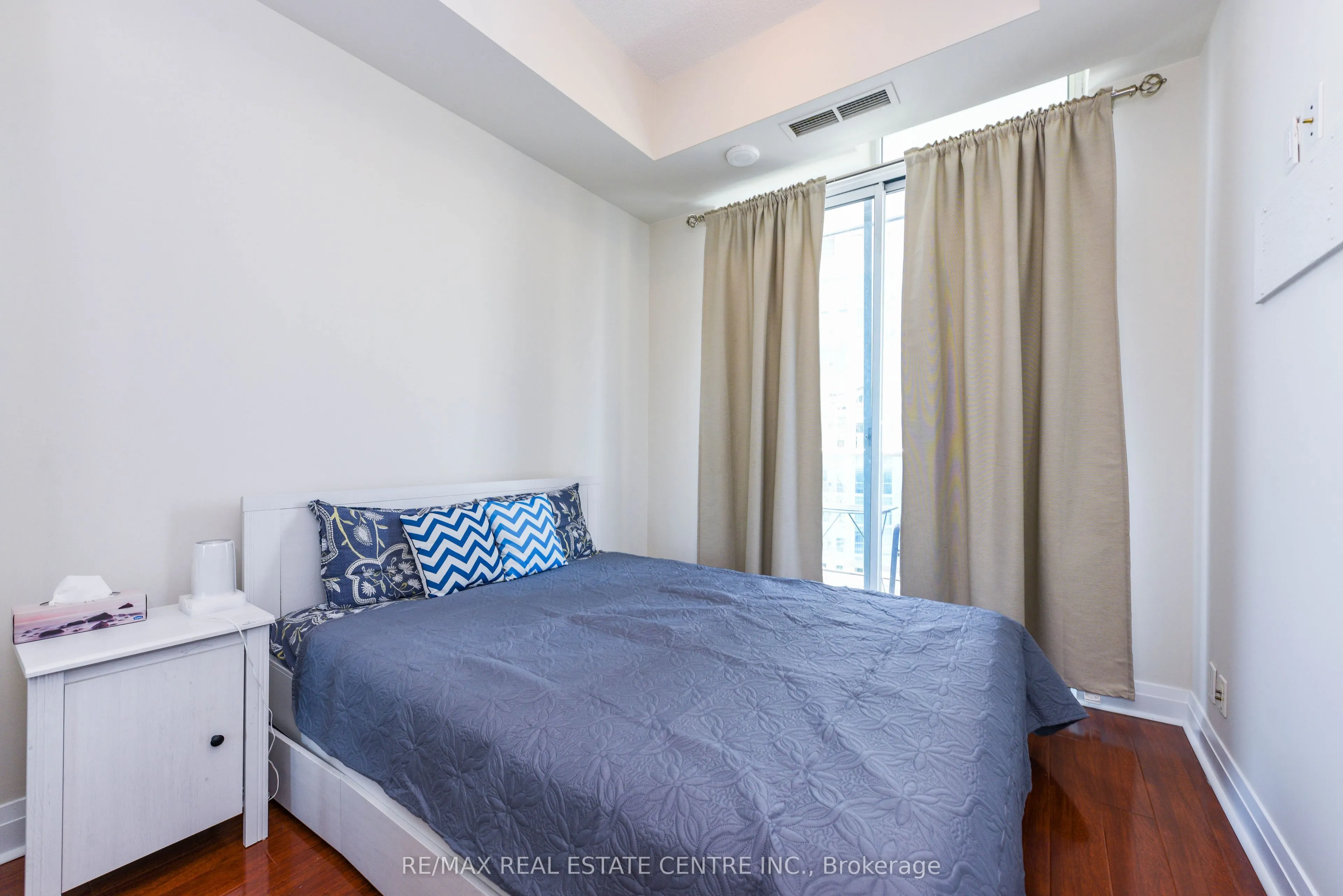 90 Absolute Avenue, #2605