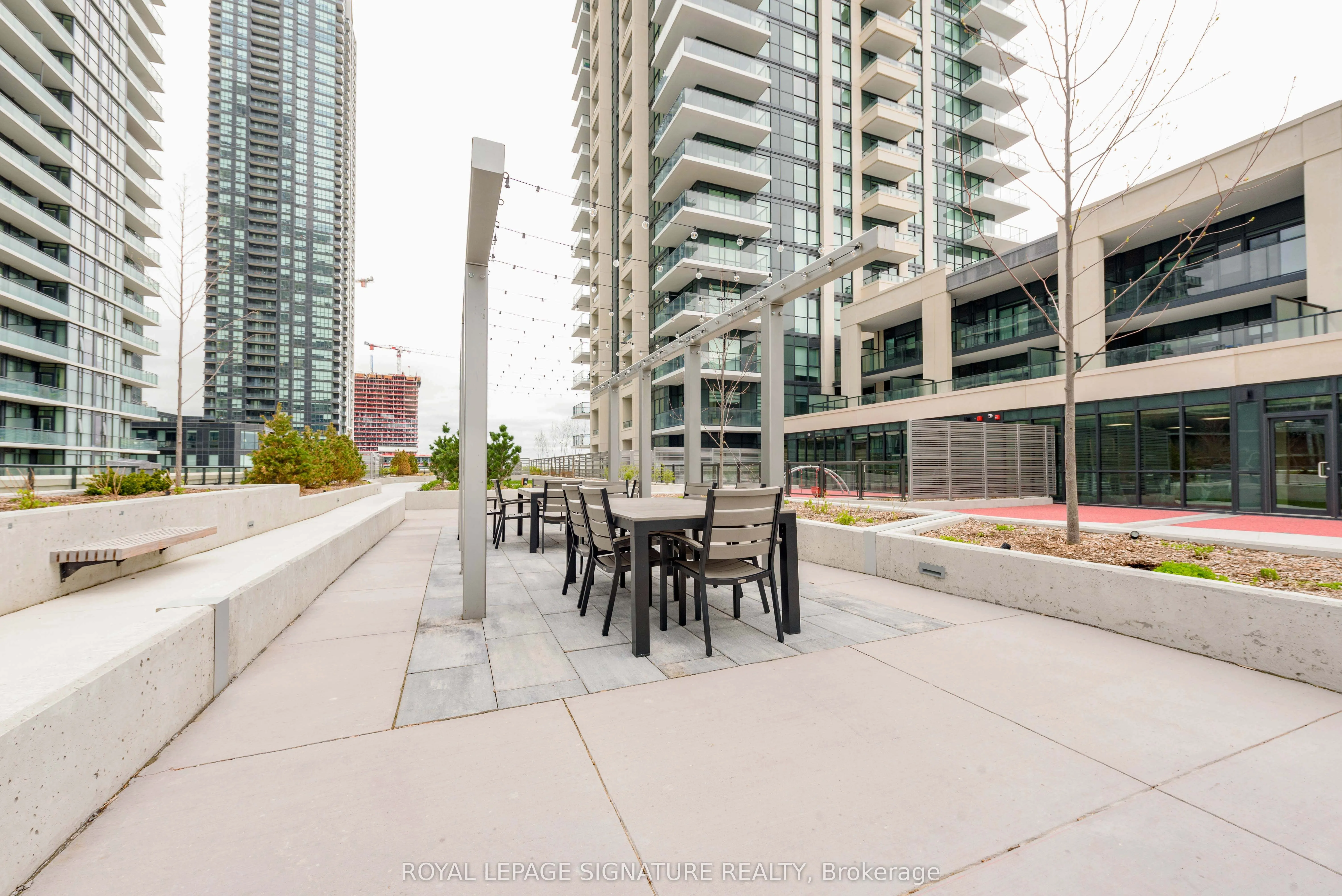 4085 Parkside Village Drive E, #526