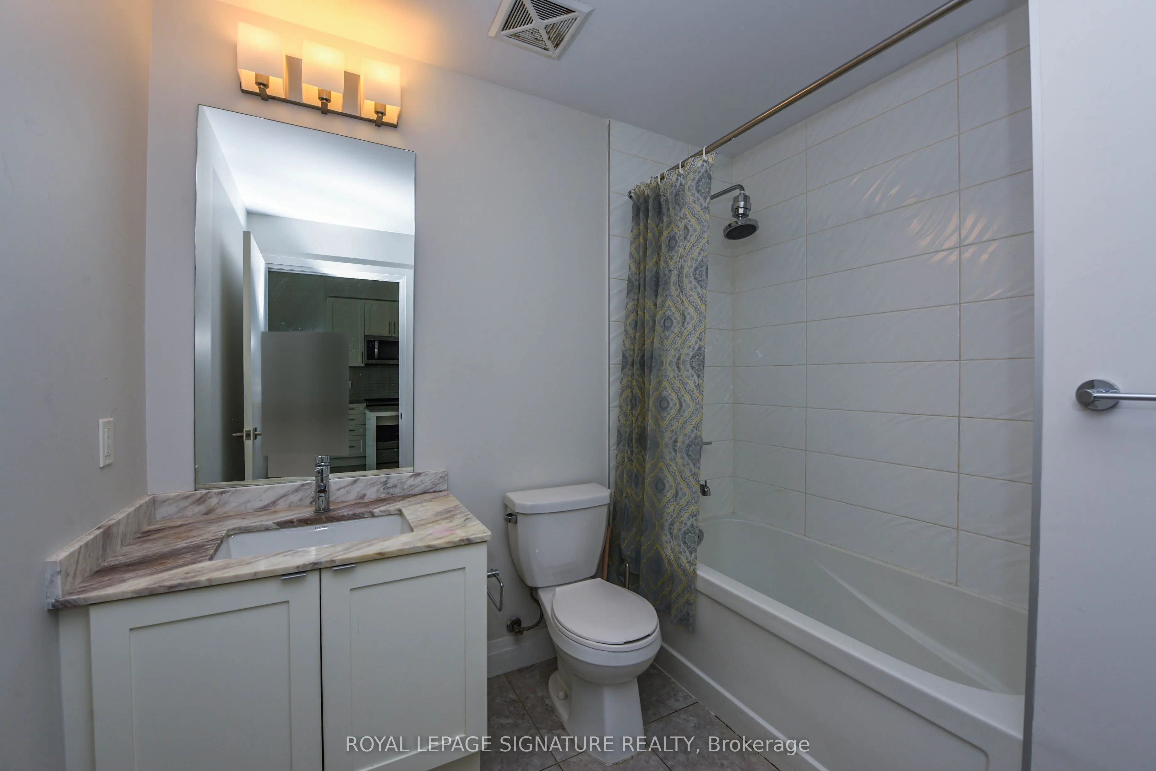 4085 Parkside Village Drive E, #526