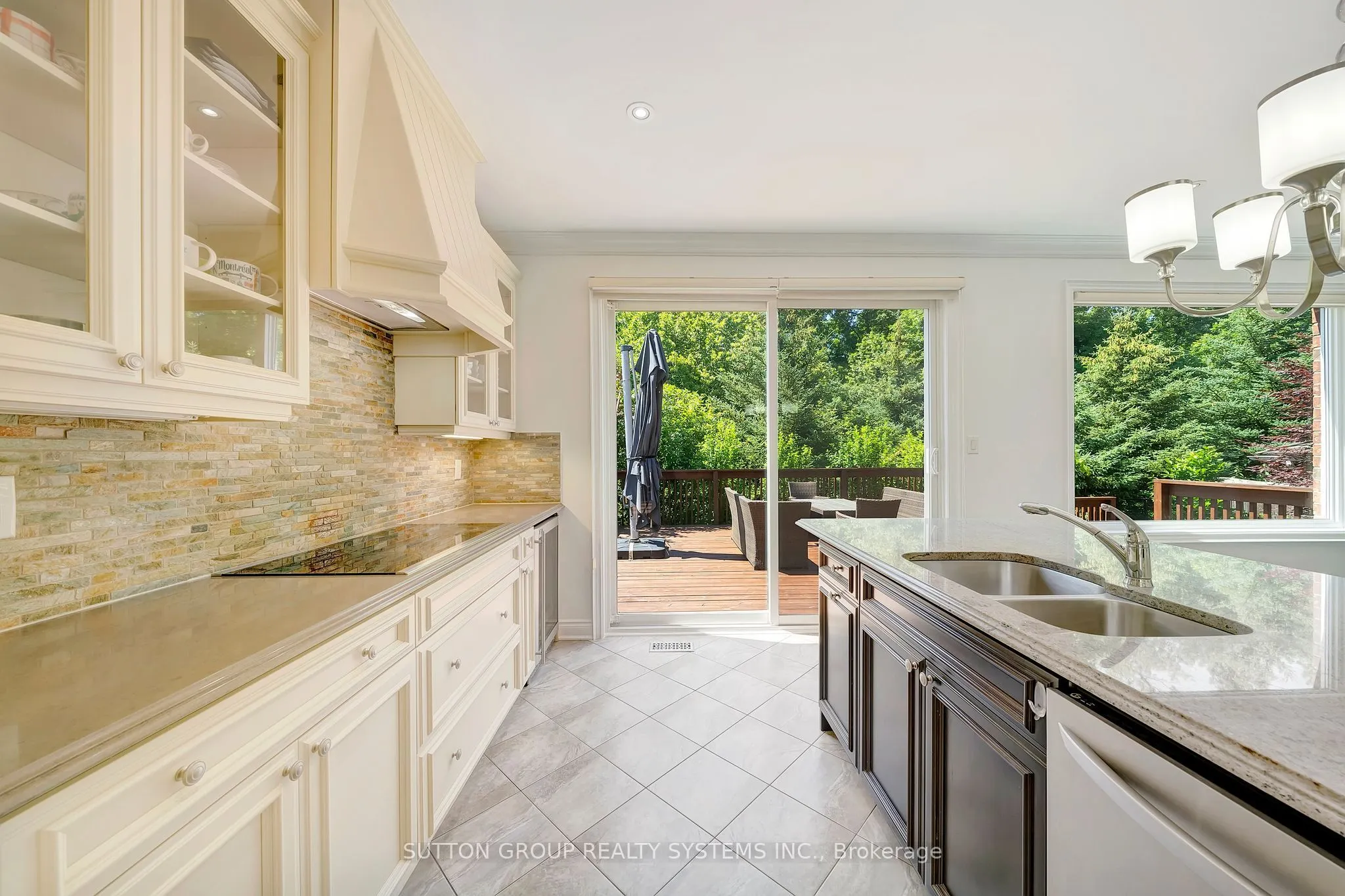 931 Syndenham Lane