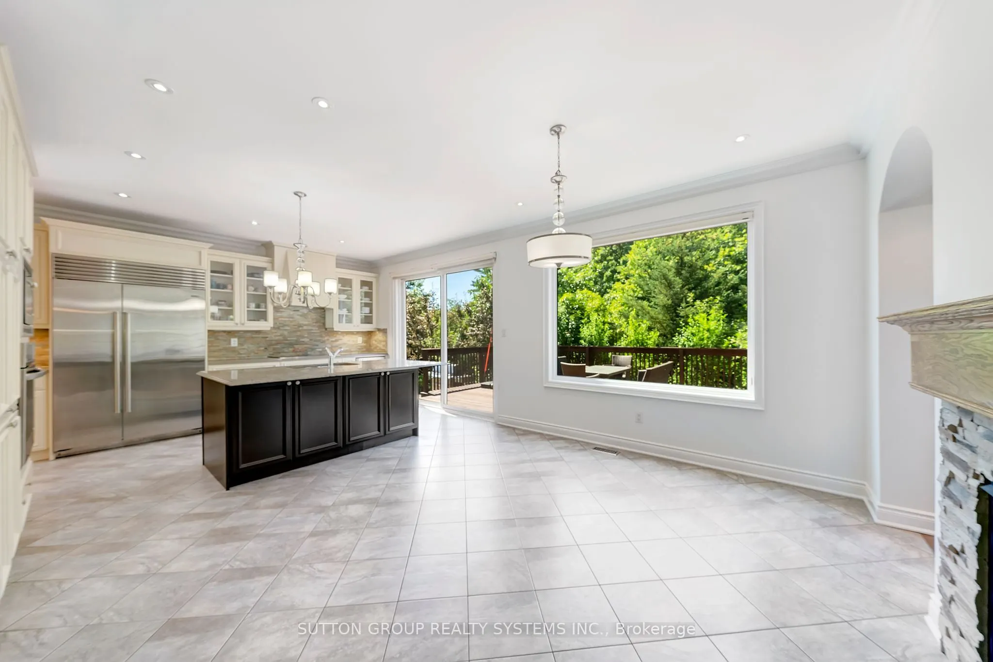 931 Syndenham Lane