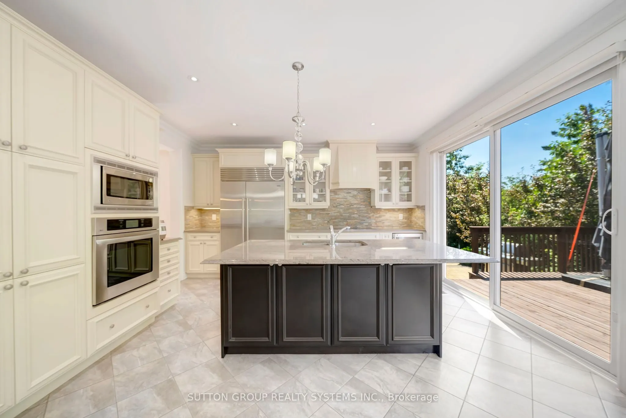 931 Syndenham Lane