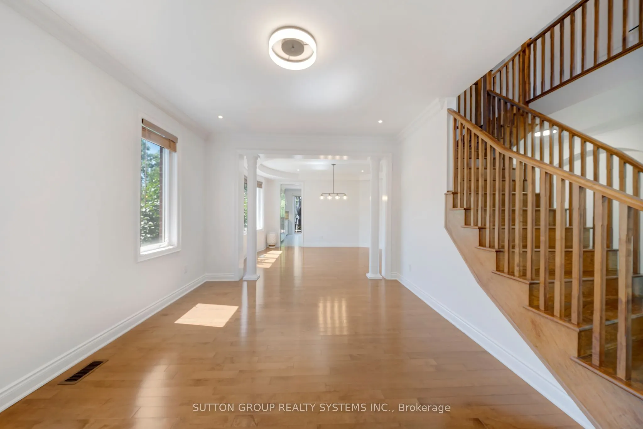 931 Syndenham Lane