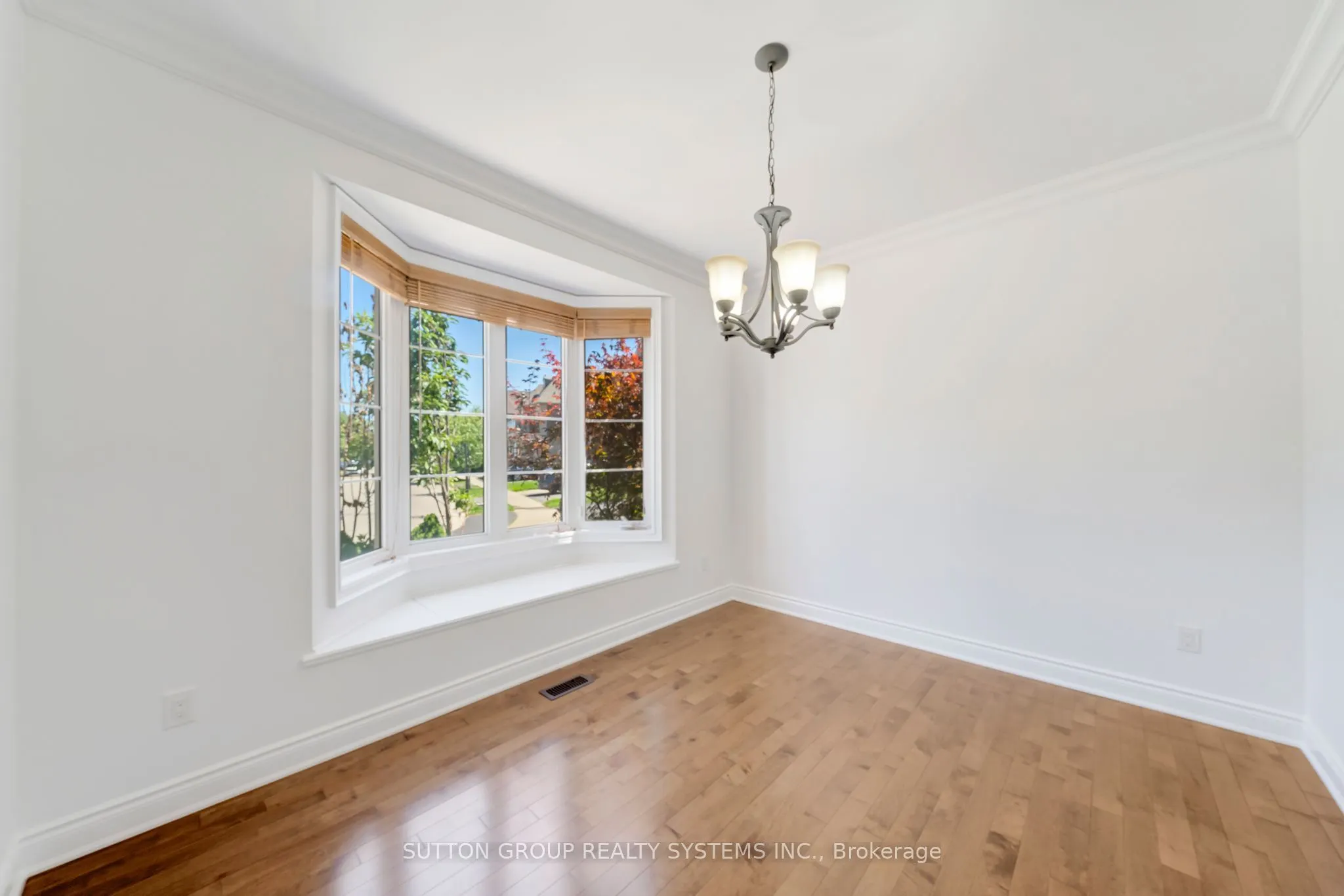 931 Syndenham Lane