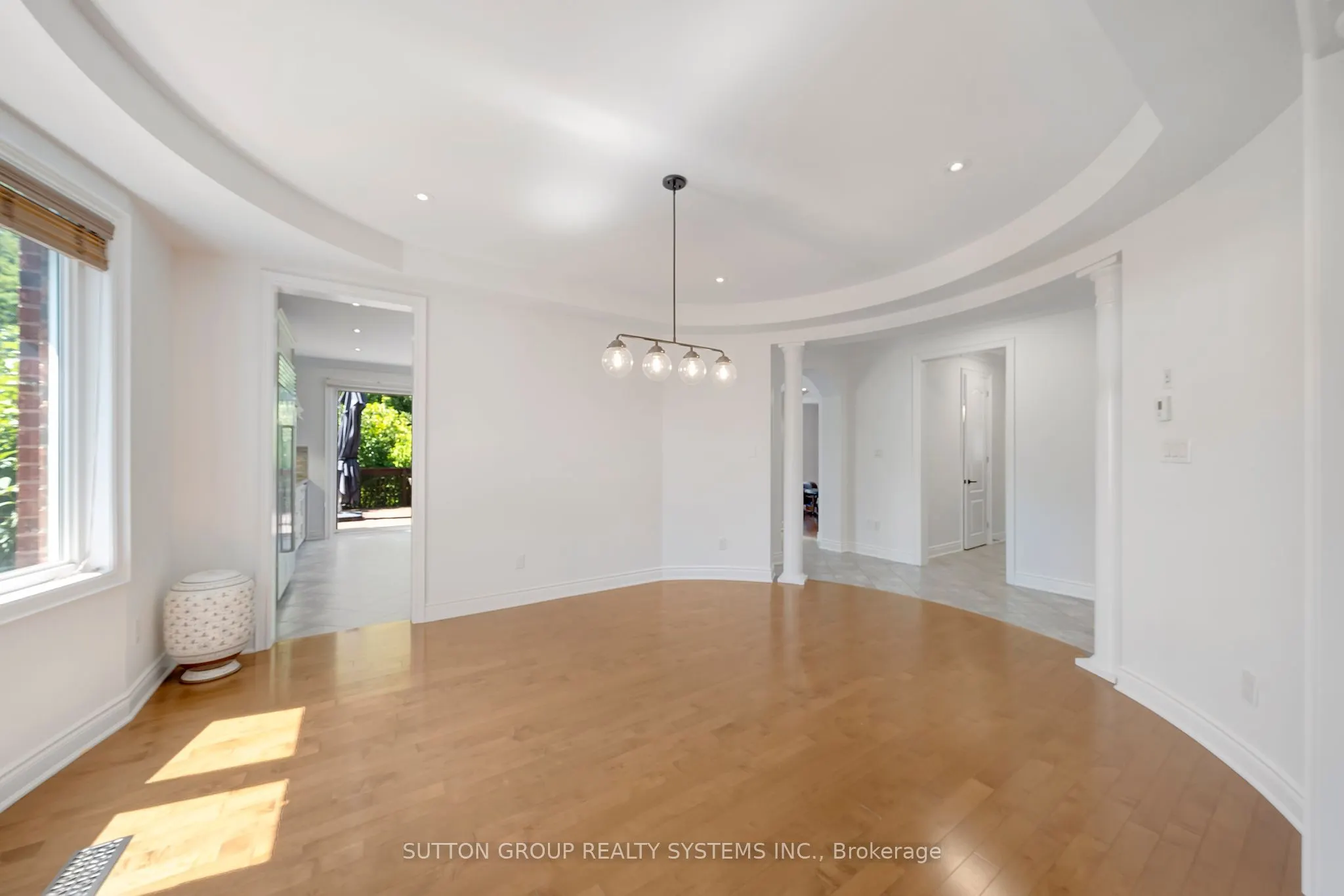 931 Syndenham Lane
