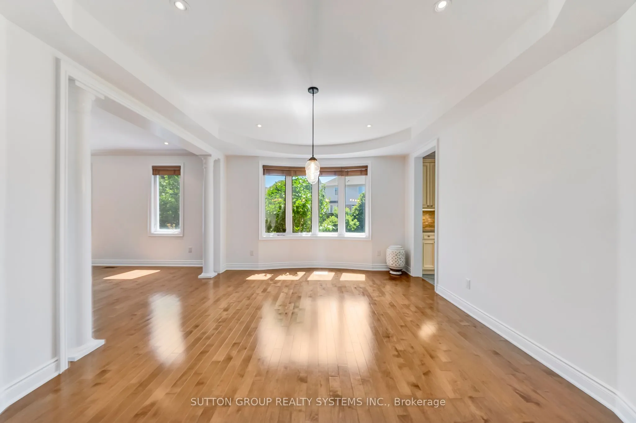 931 Syndenham Lane