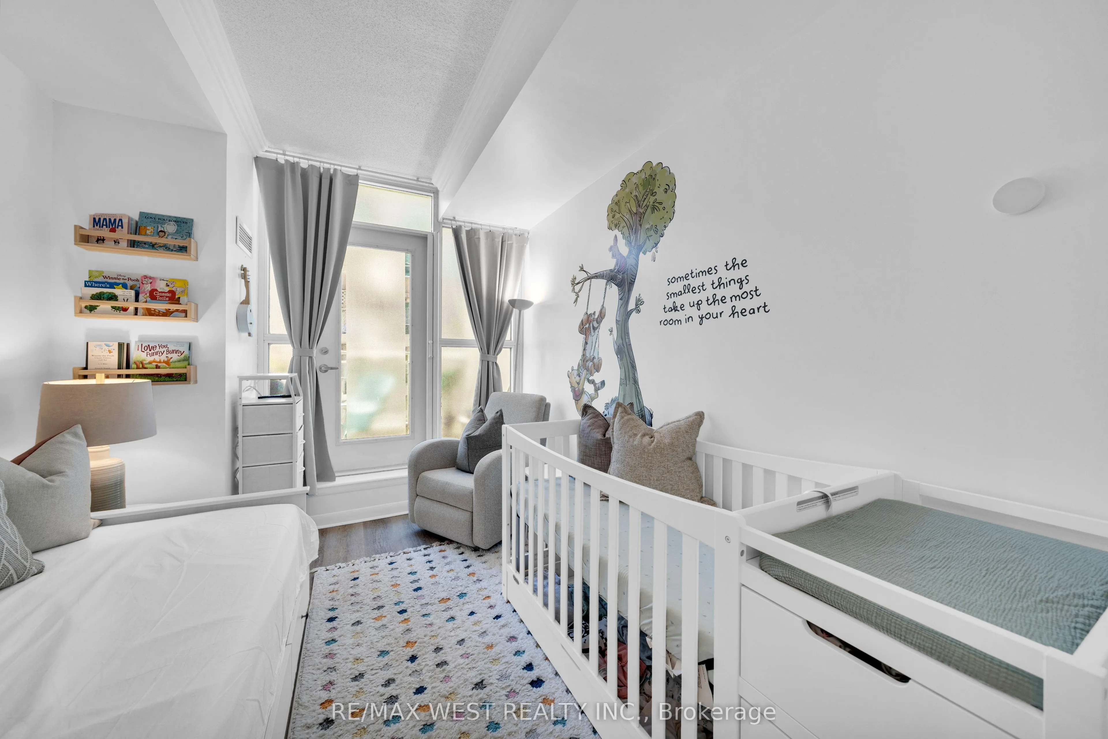 2067 Lake Shore Boulevard W, #202