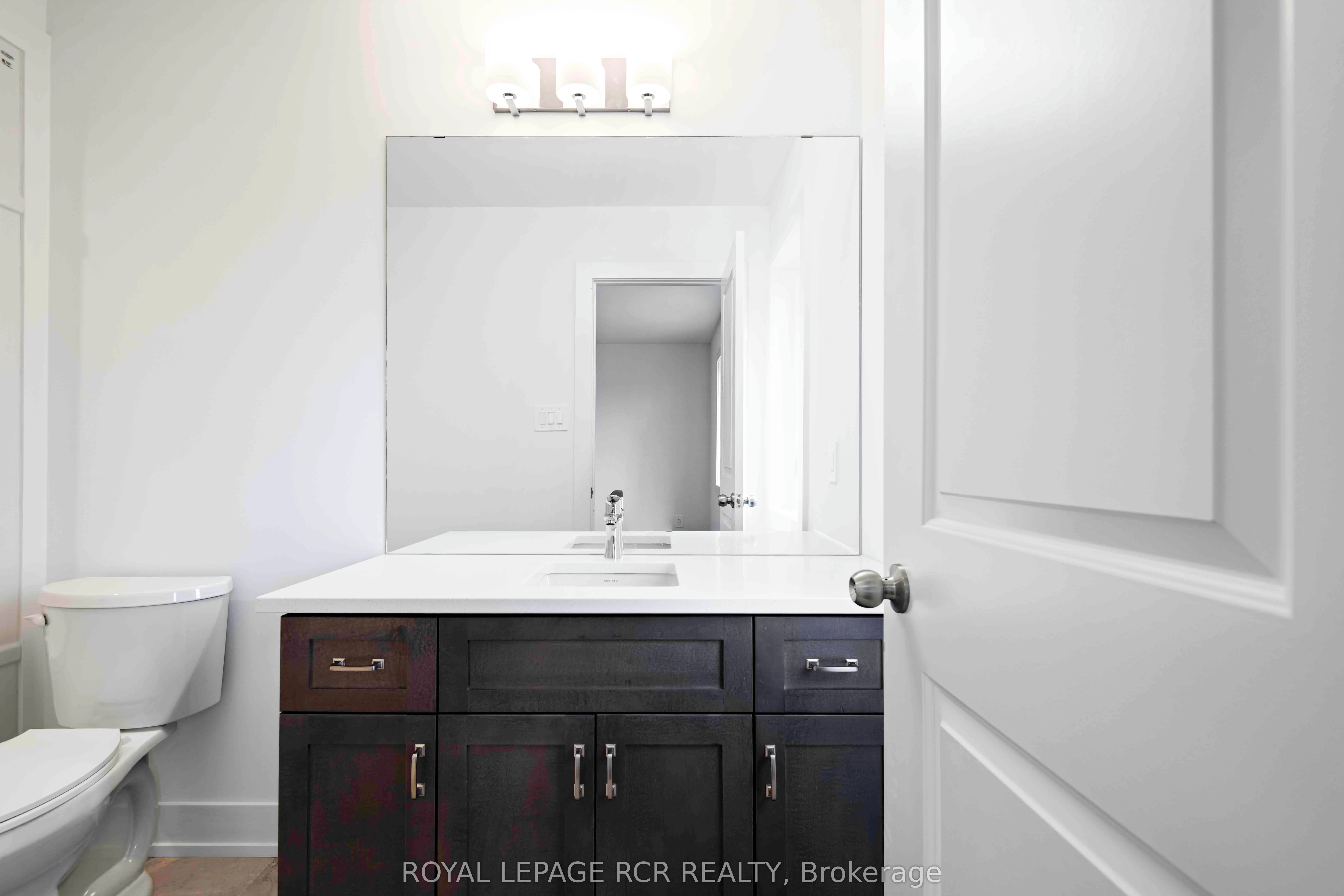 690 Broadway, #28
