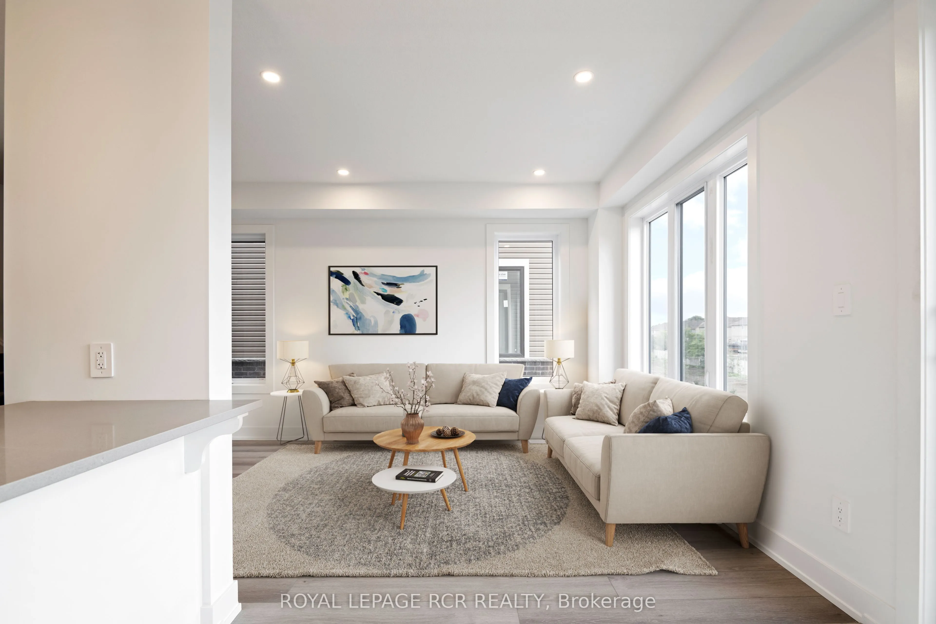 690 Broadway, #28