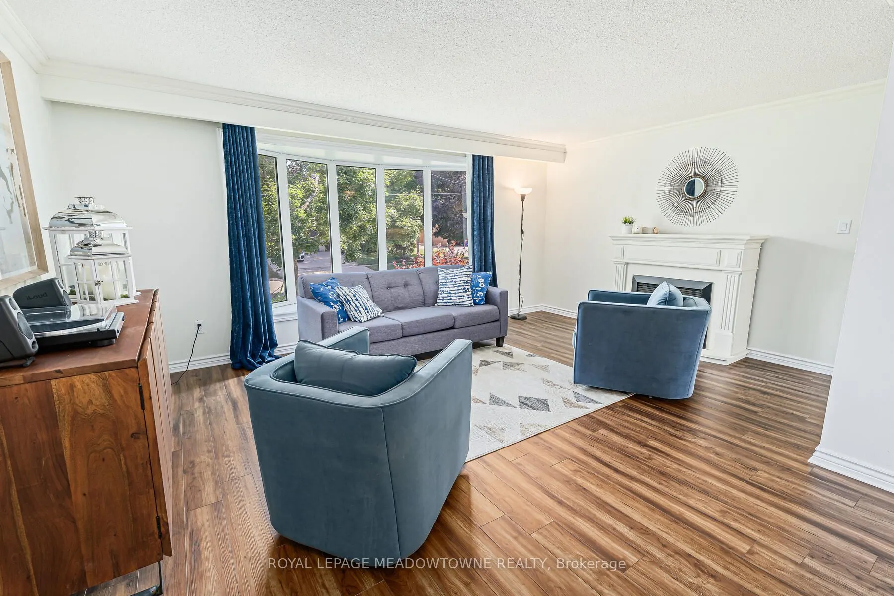113 Irwin Crescent