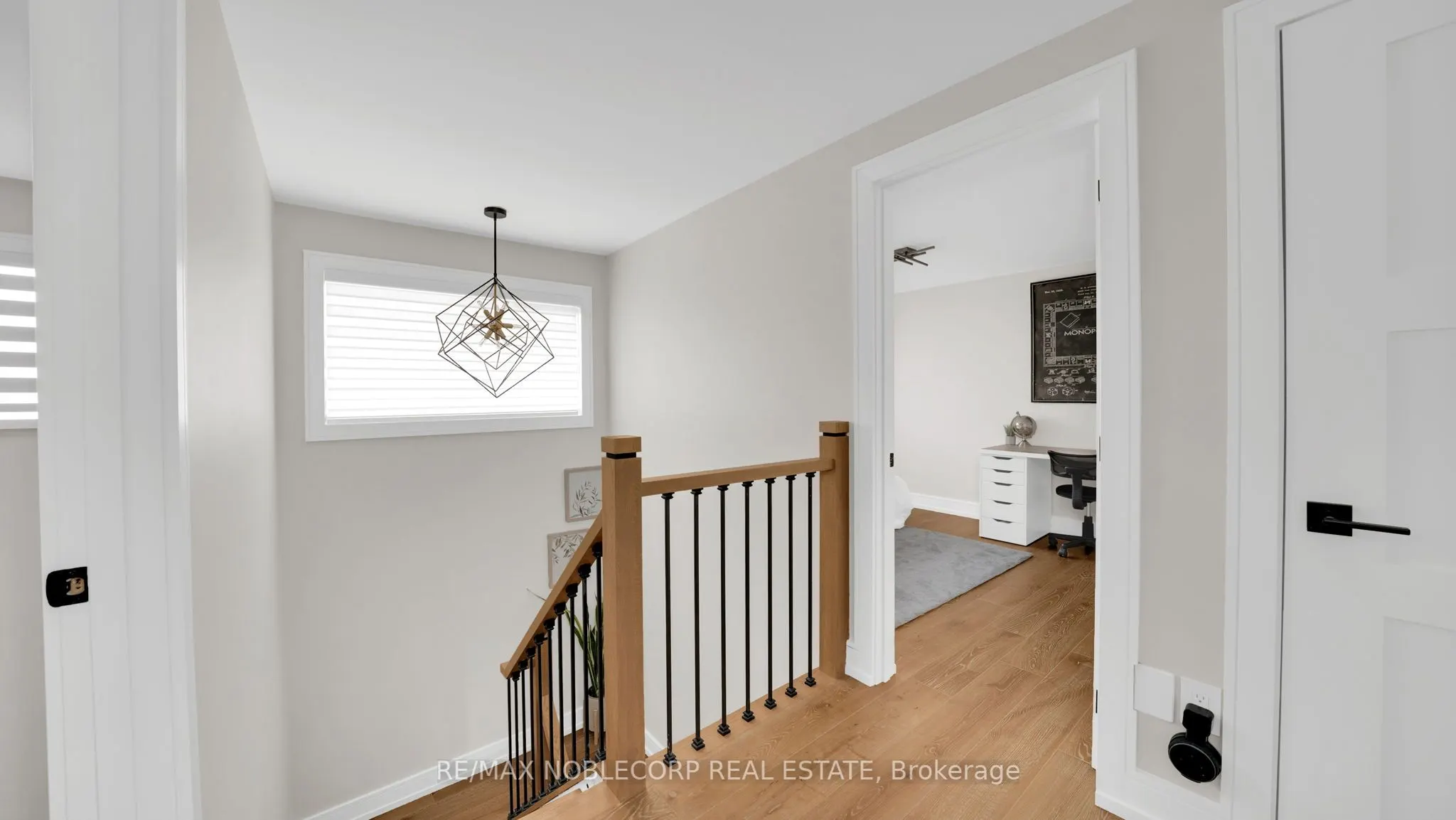 199 Ellwood Drive W