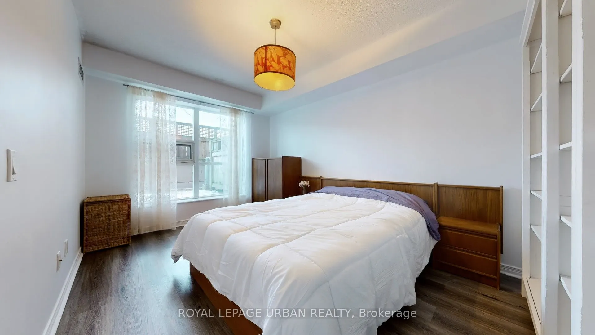 60 Heintzman Street, #428
