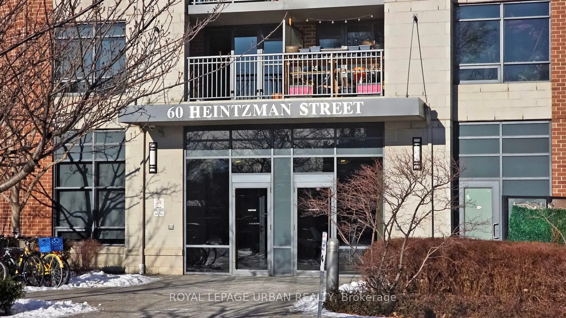 60 Heintzman Street, #428