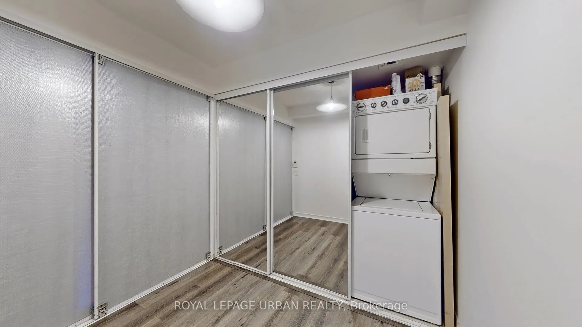 60 Heintzman Street, #428
