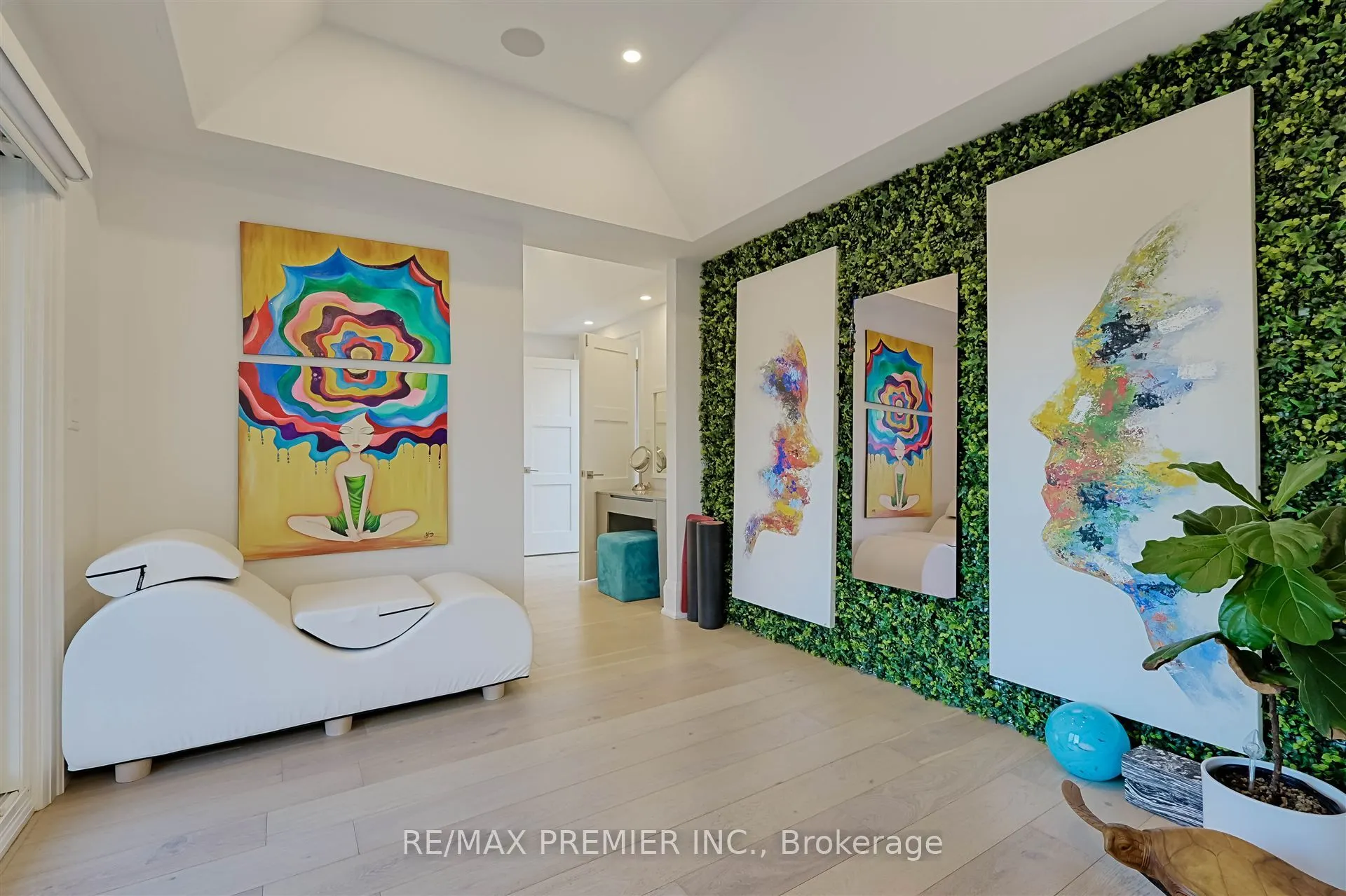 29 Joymar Drive