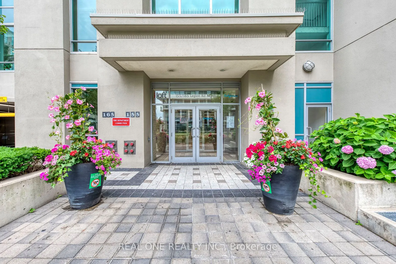 155 Legion Road N, #1414