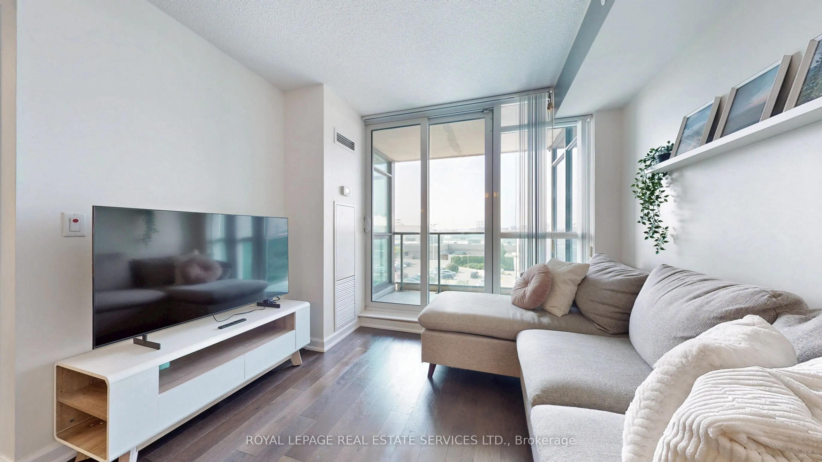 205 Sherway Gardens Road, #504