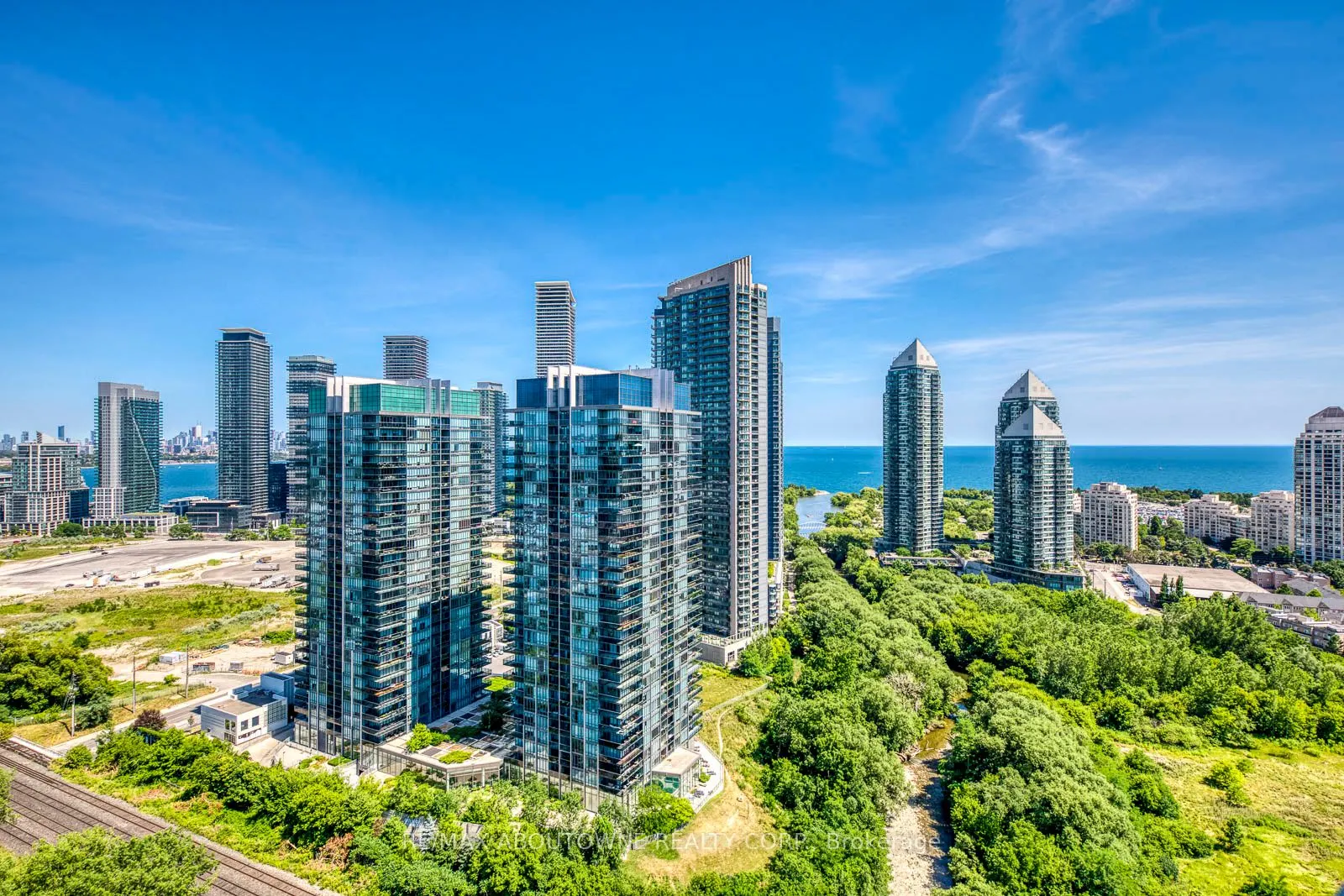165 Legion Road N, #2524