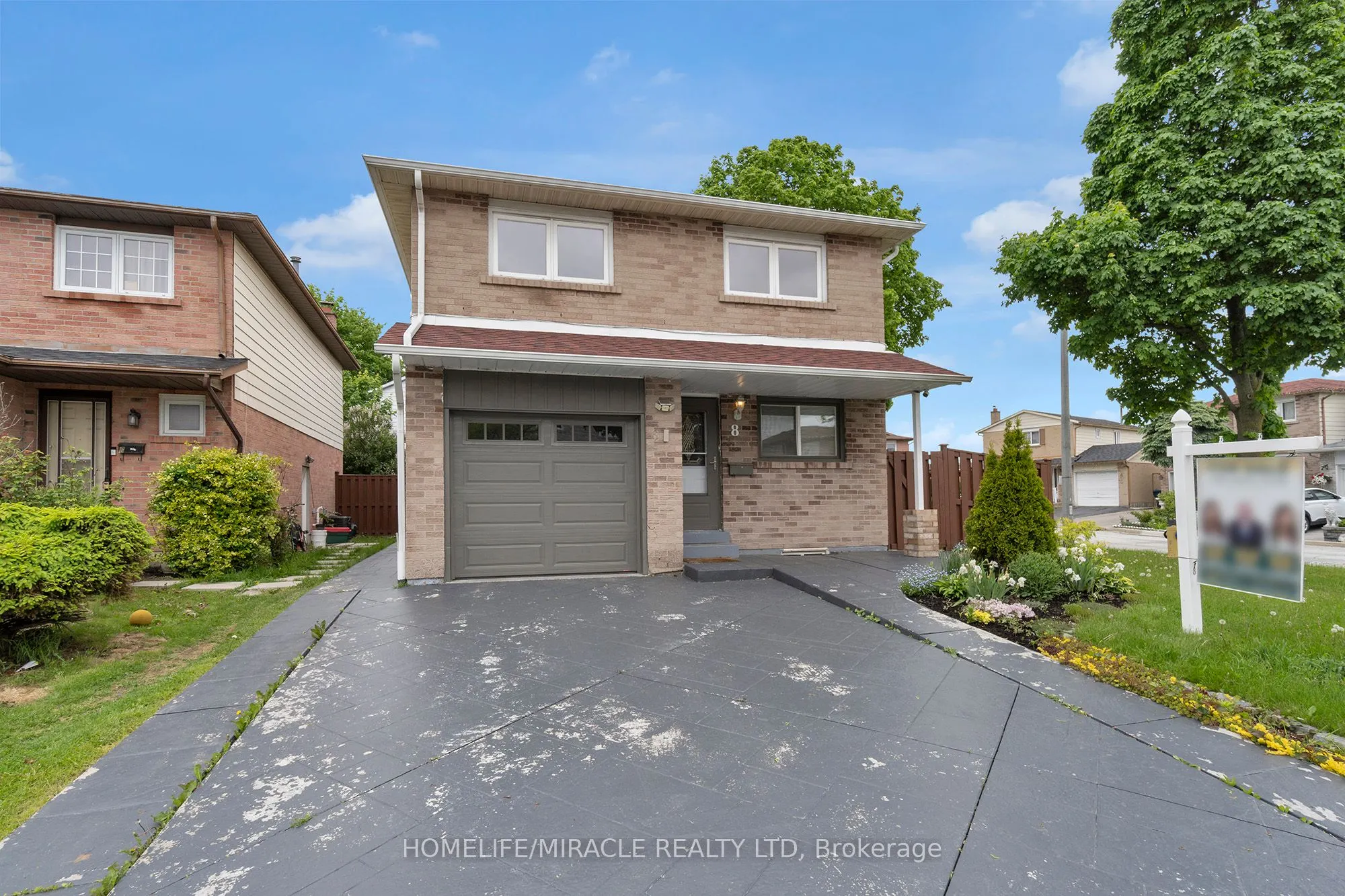 8 Franca Crescent