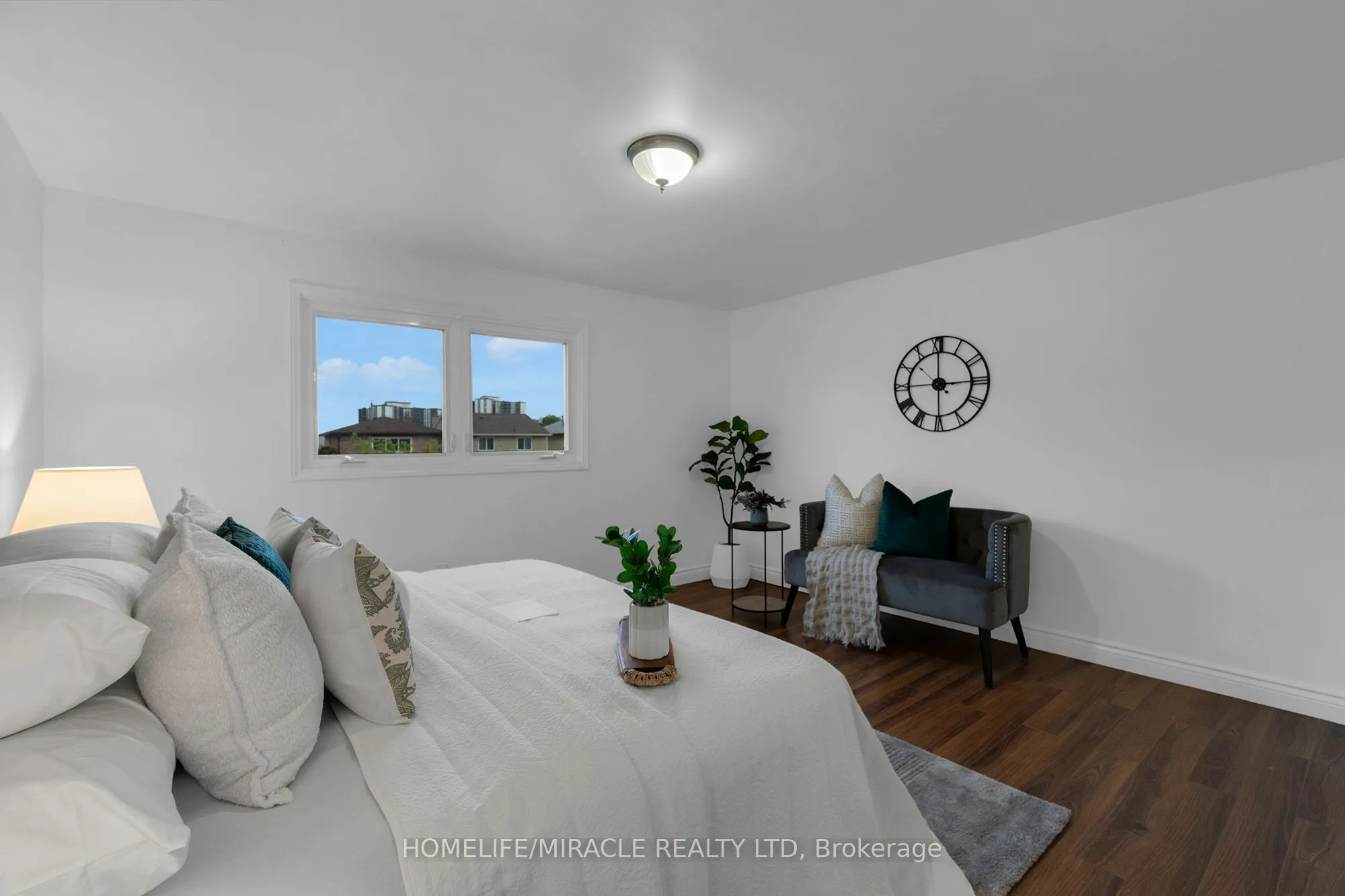 8 Franca Crescent