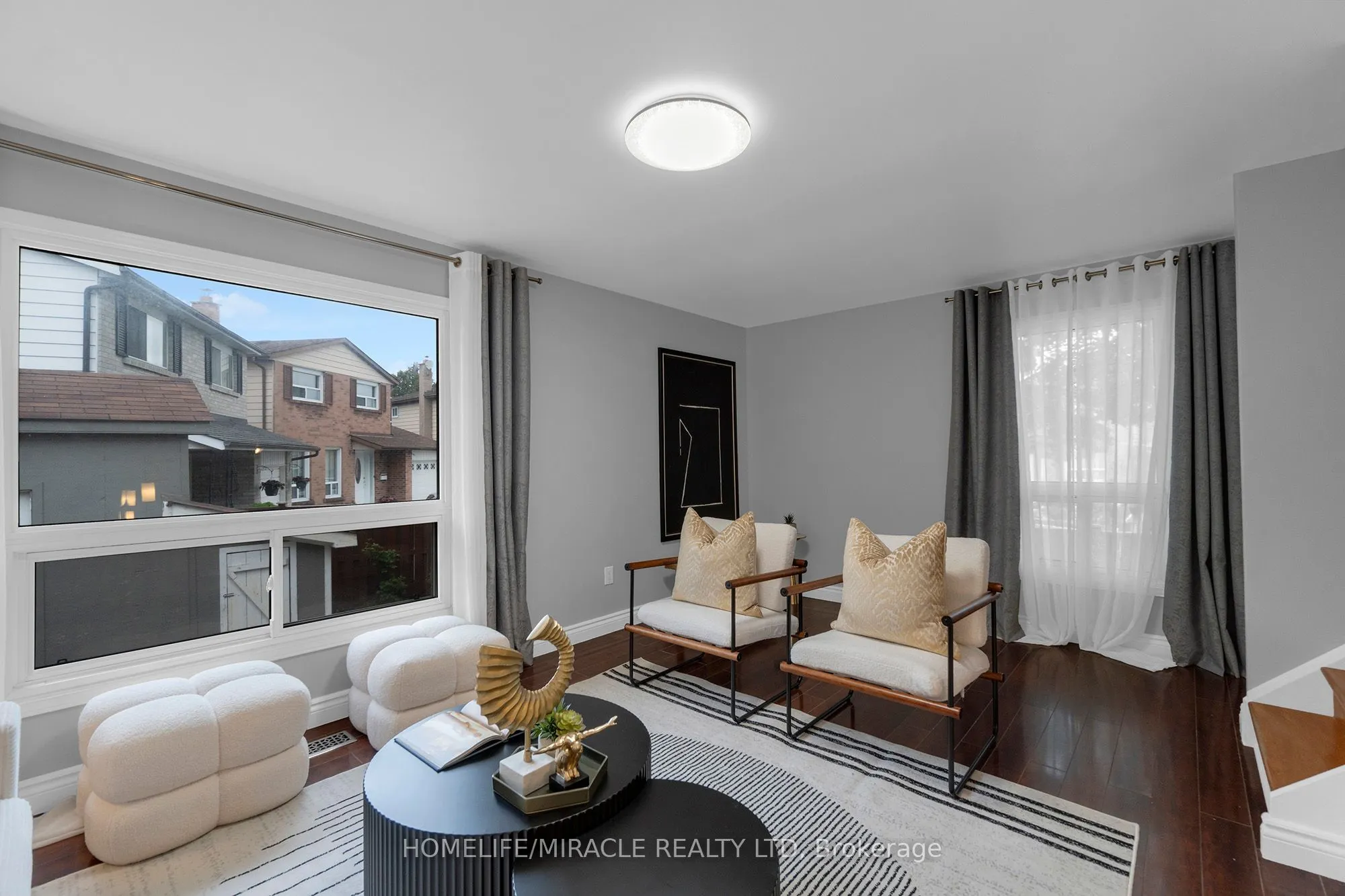 8 Franca Crescent