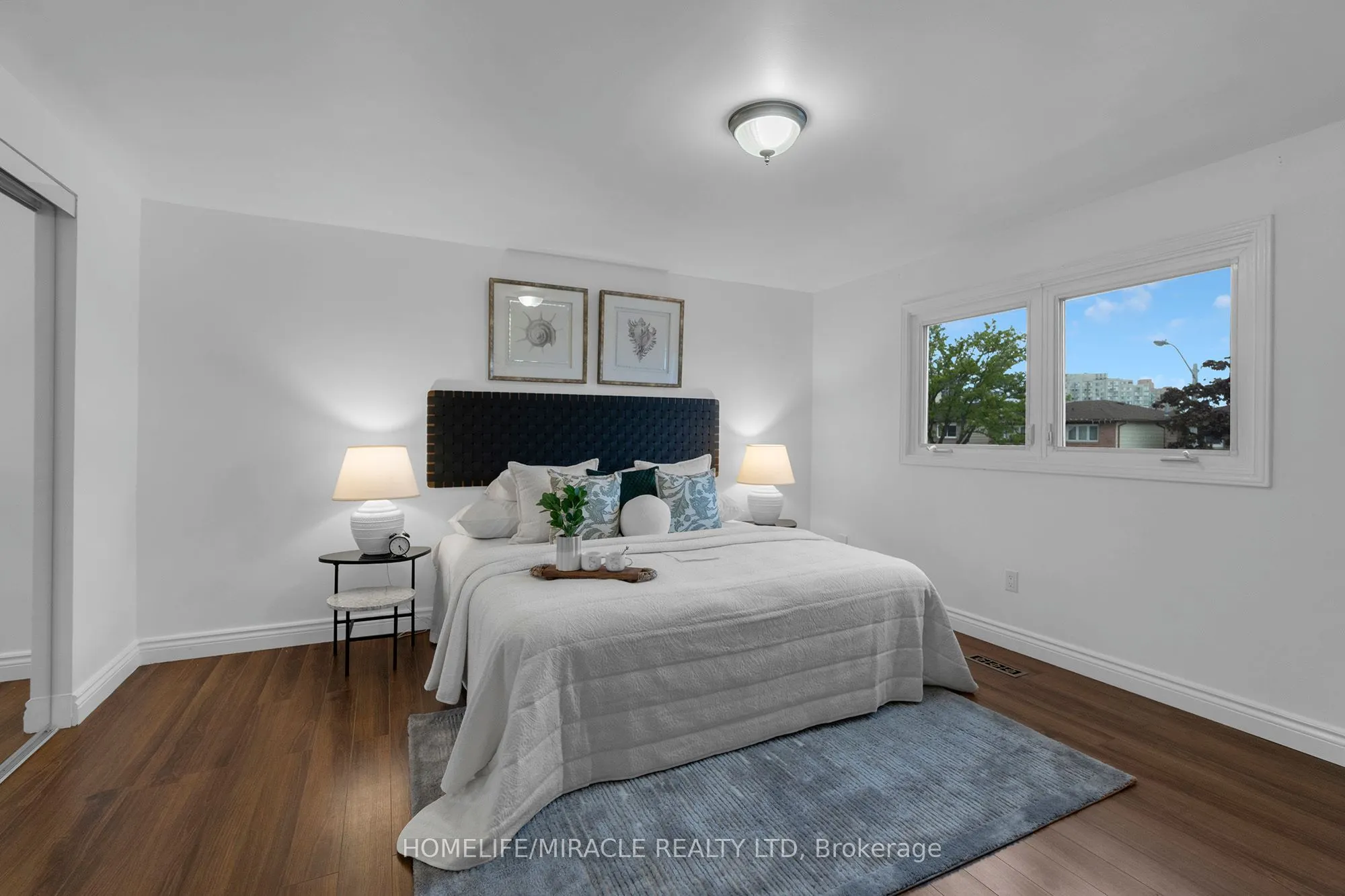 8 Franca Crescent