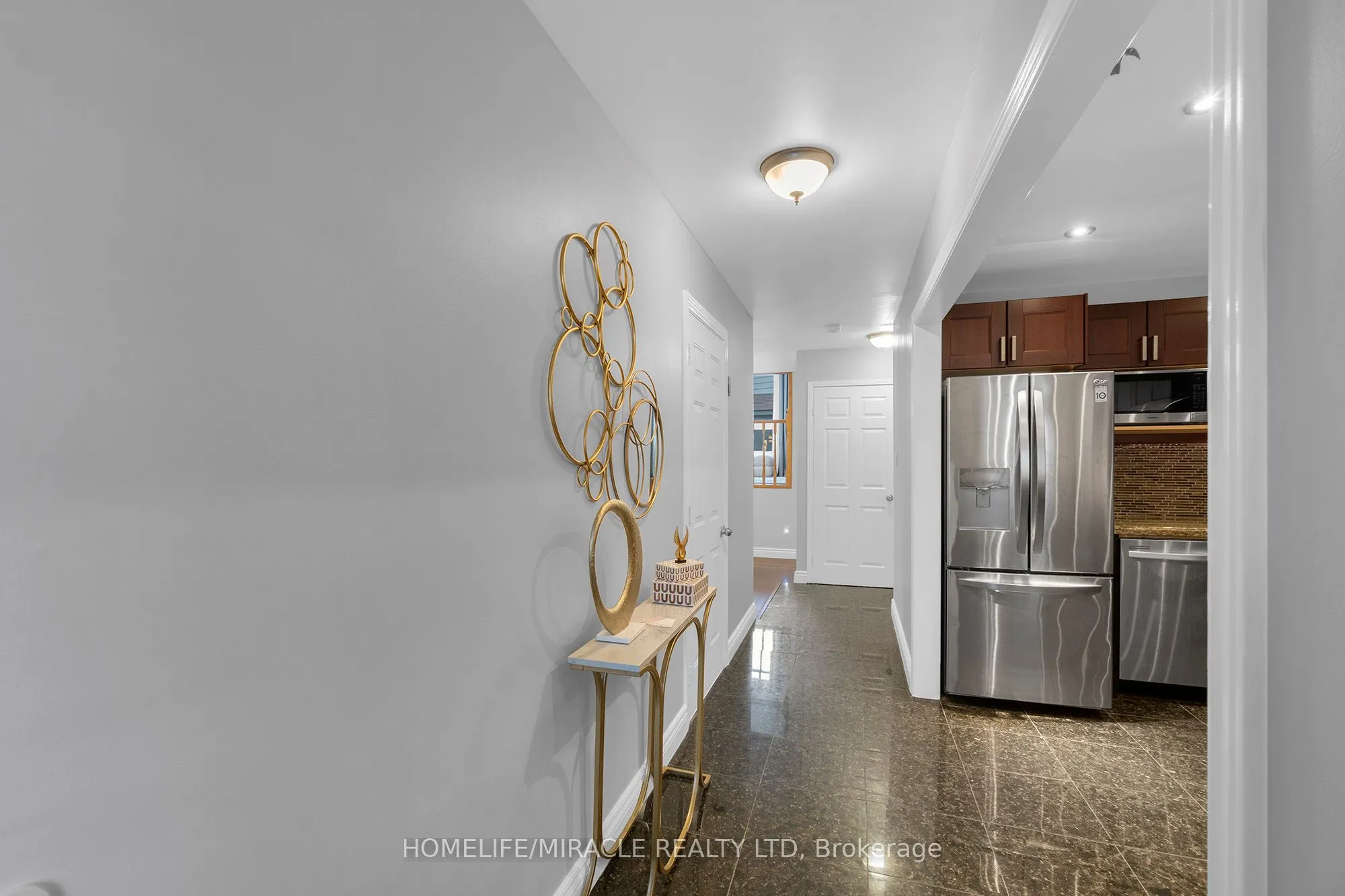 8 Franca Crescent