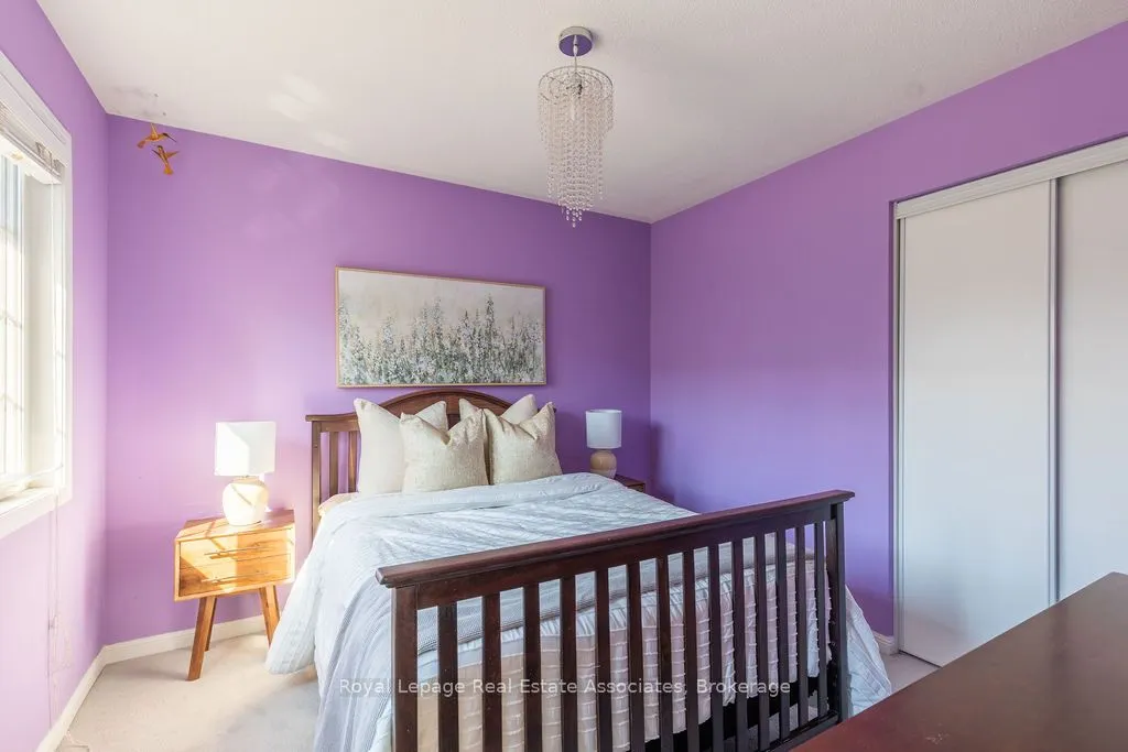272 Woodley Crescent