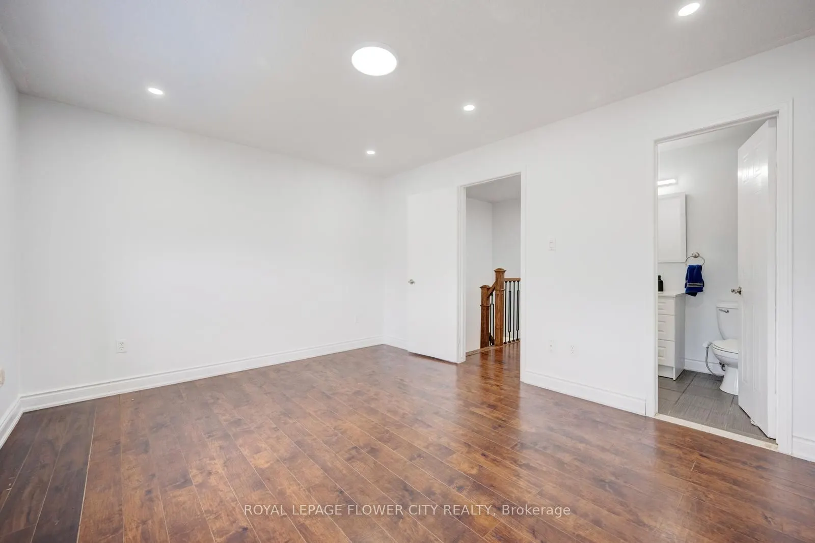 28 Cedarwood Crescent