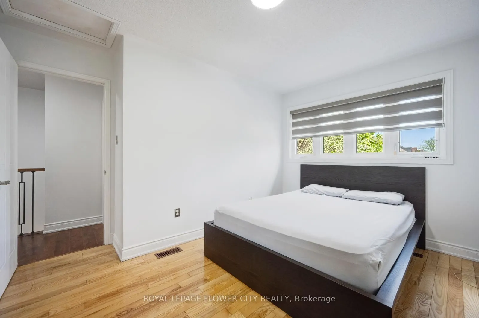 28 Cedarwood Crescent