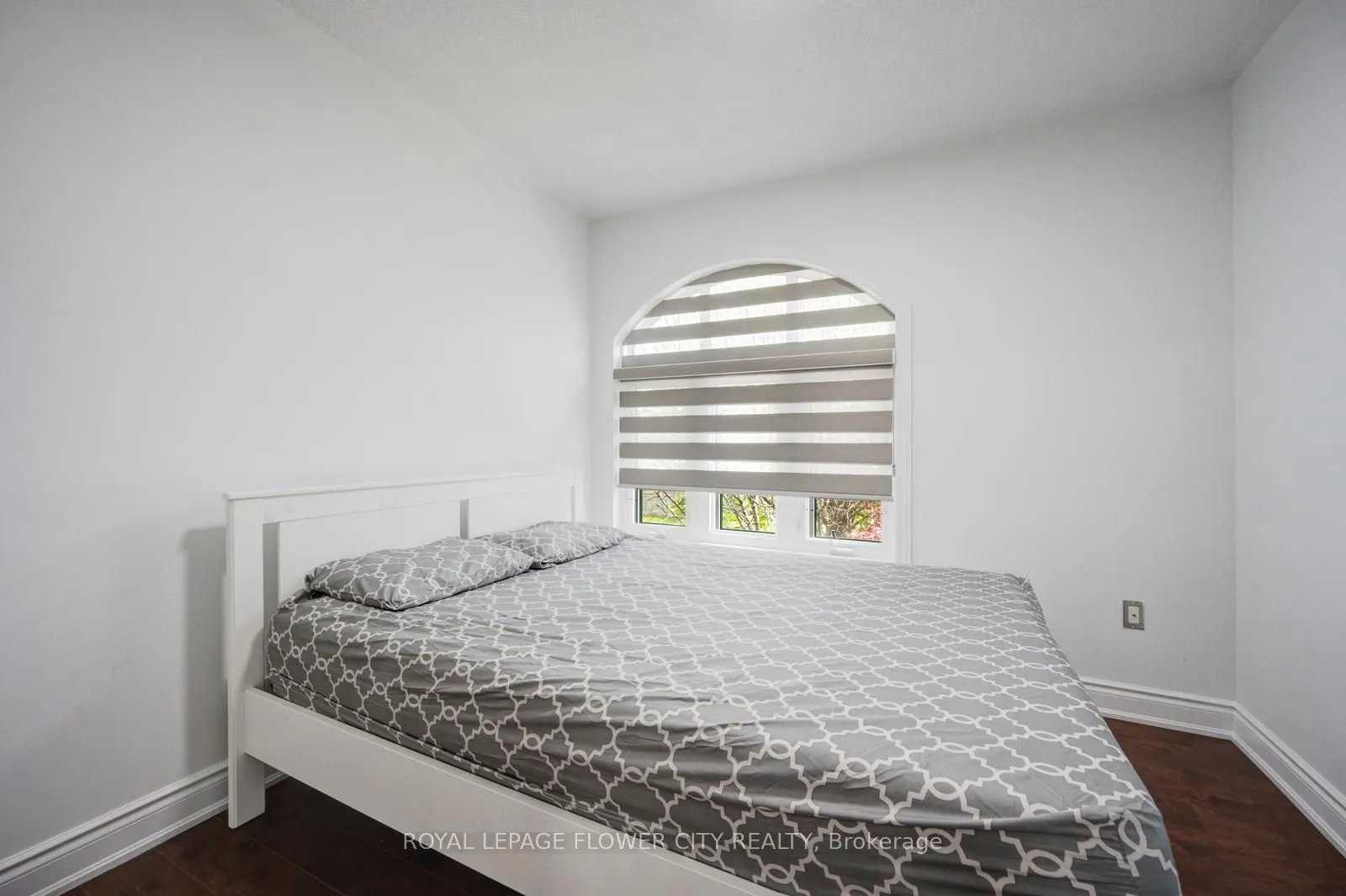 28 Cedarwood Crescent