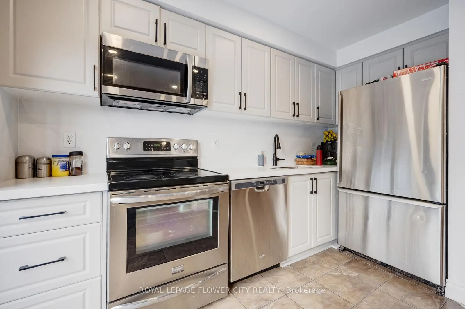 28 Cedarwood Crescent