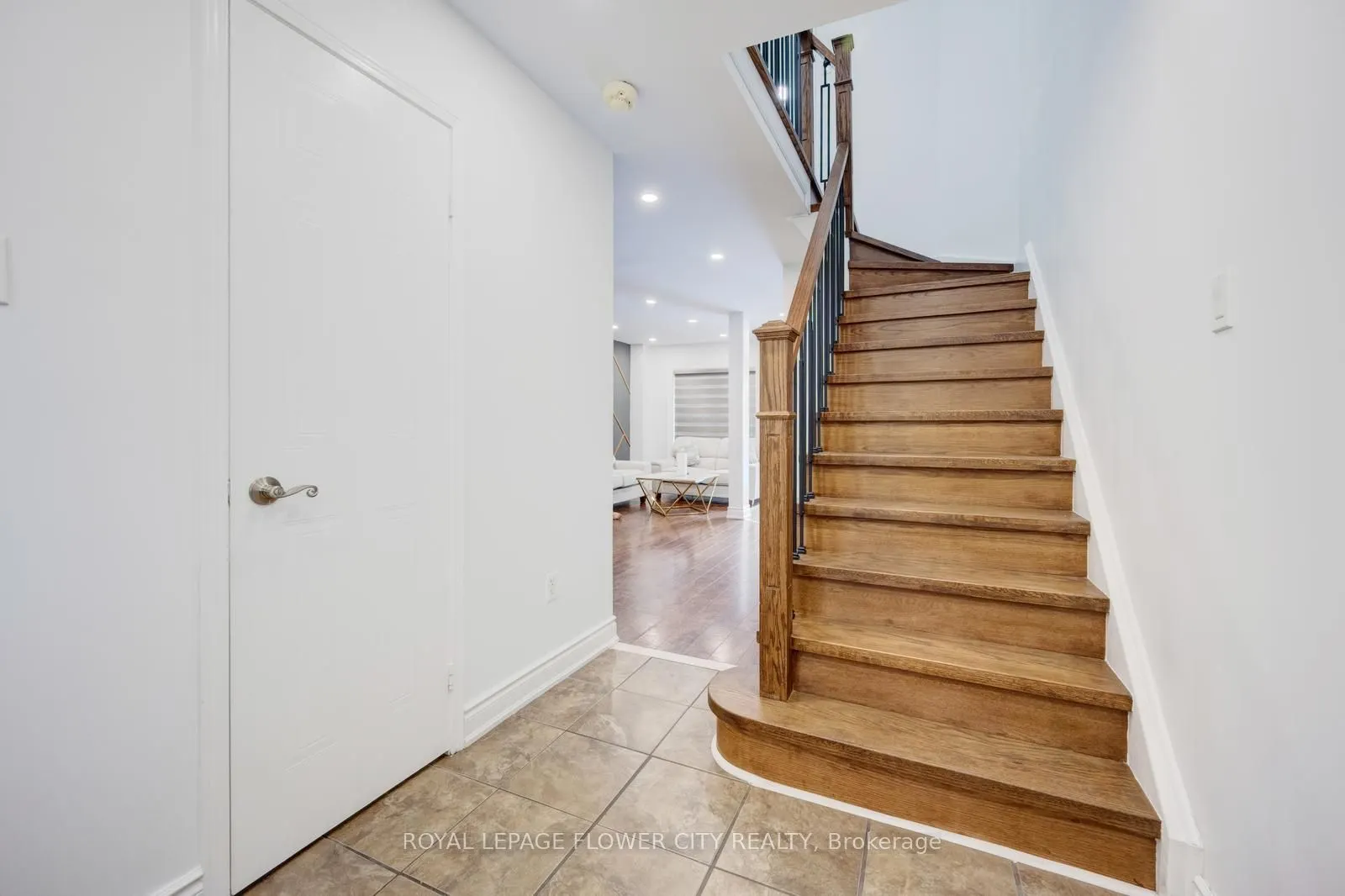 28 Cedarwood Crescent