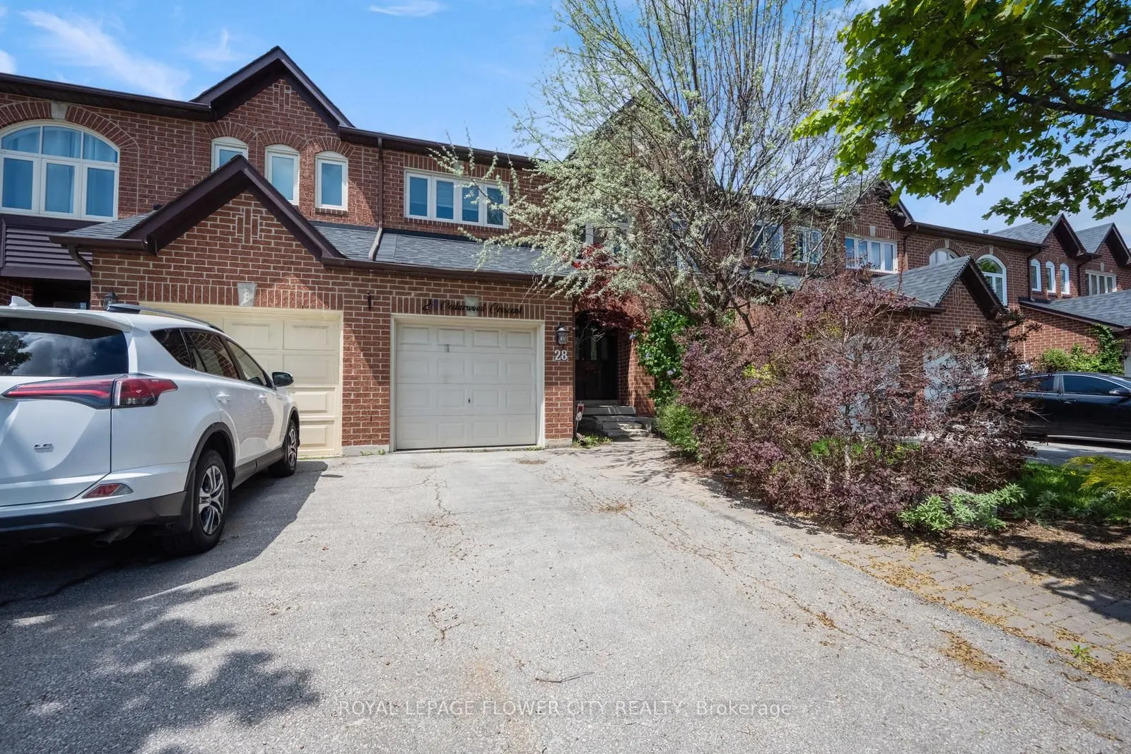 28 Cedarwood Crescent
