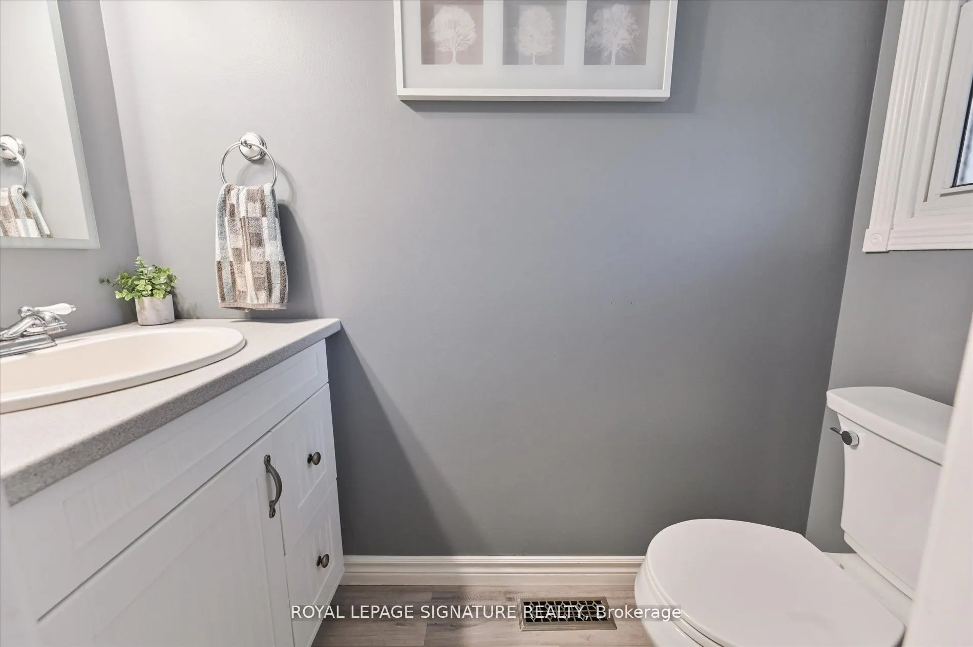 2709 Romark Mews