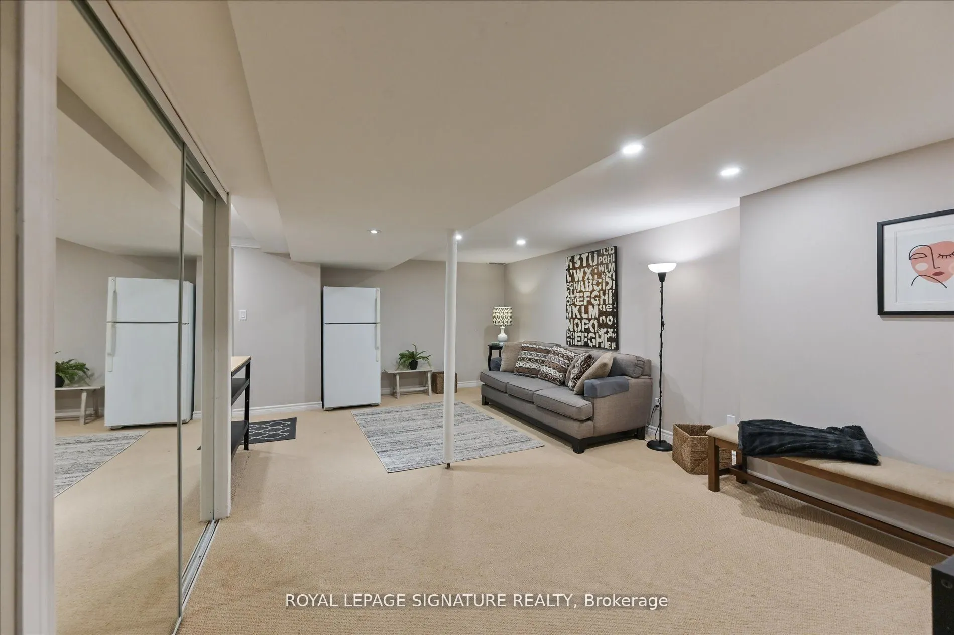 2709 Romark Mews