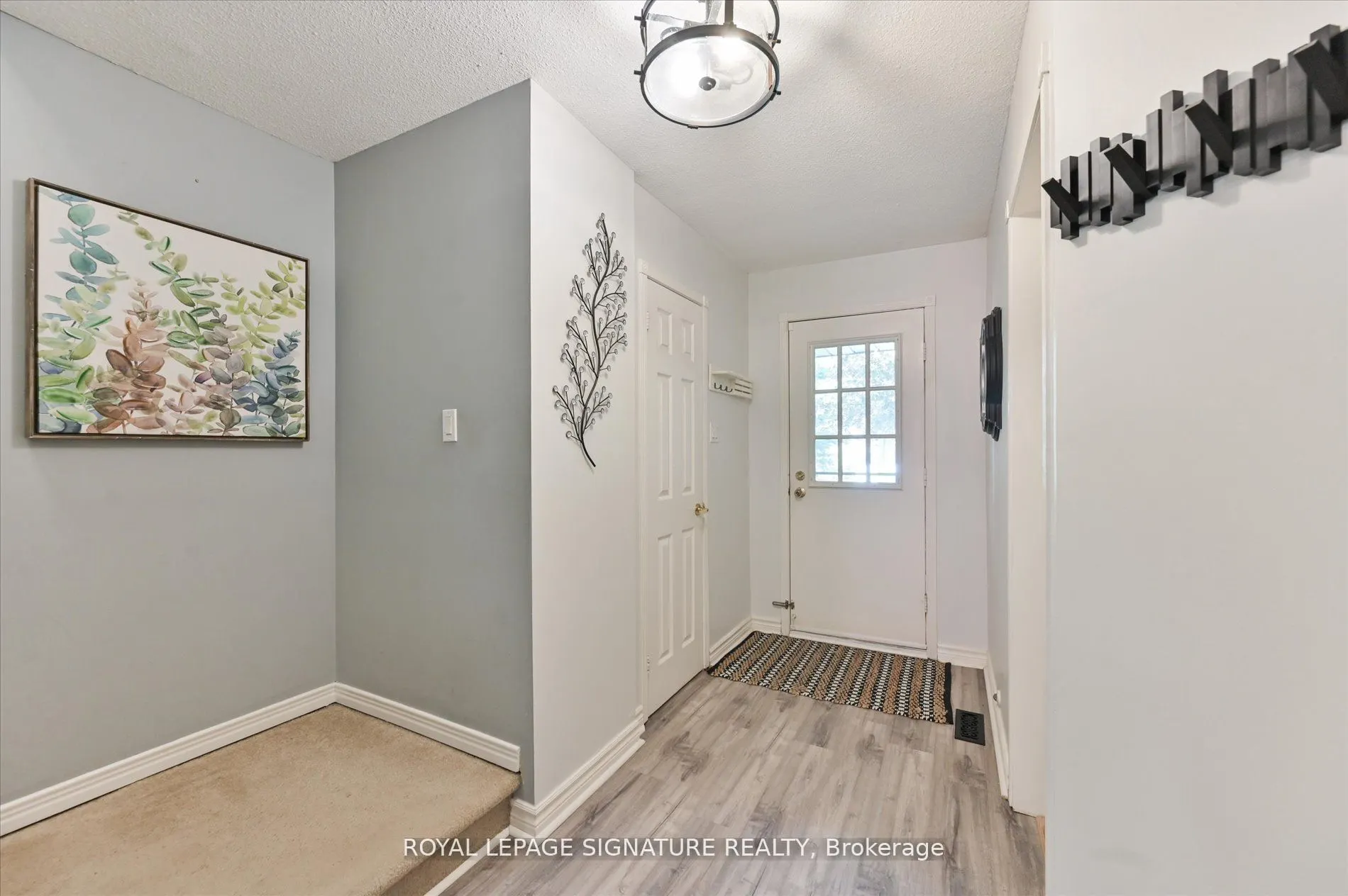 2709 Romark Mews