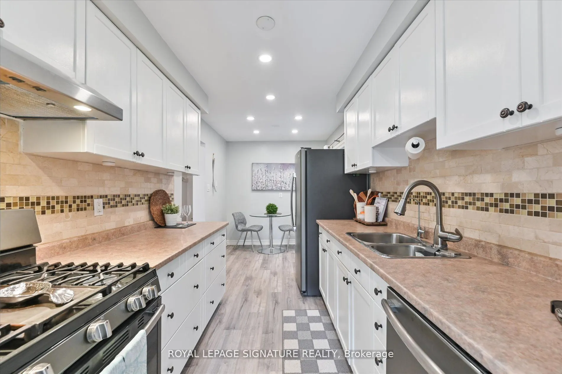 2709 Romark Mews