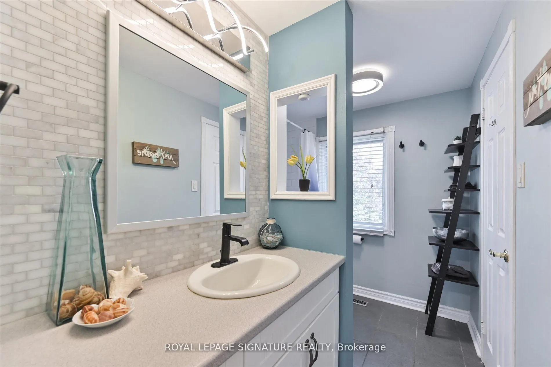 2709 Romark Mews