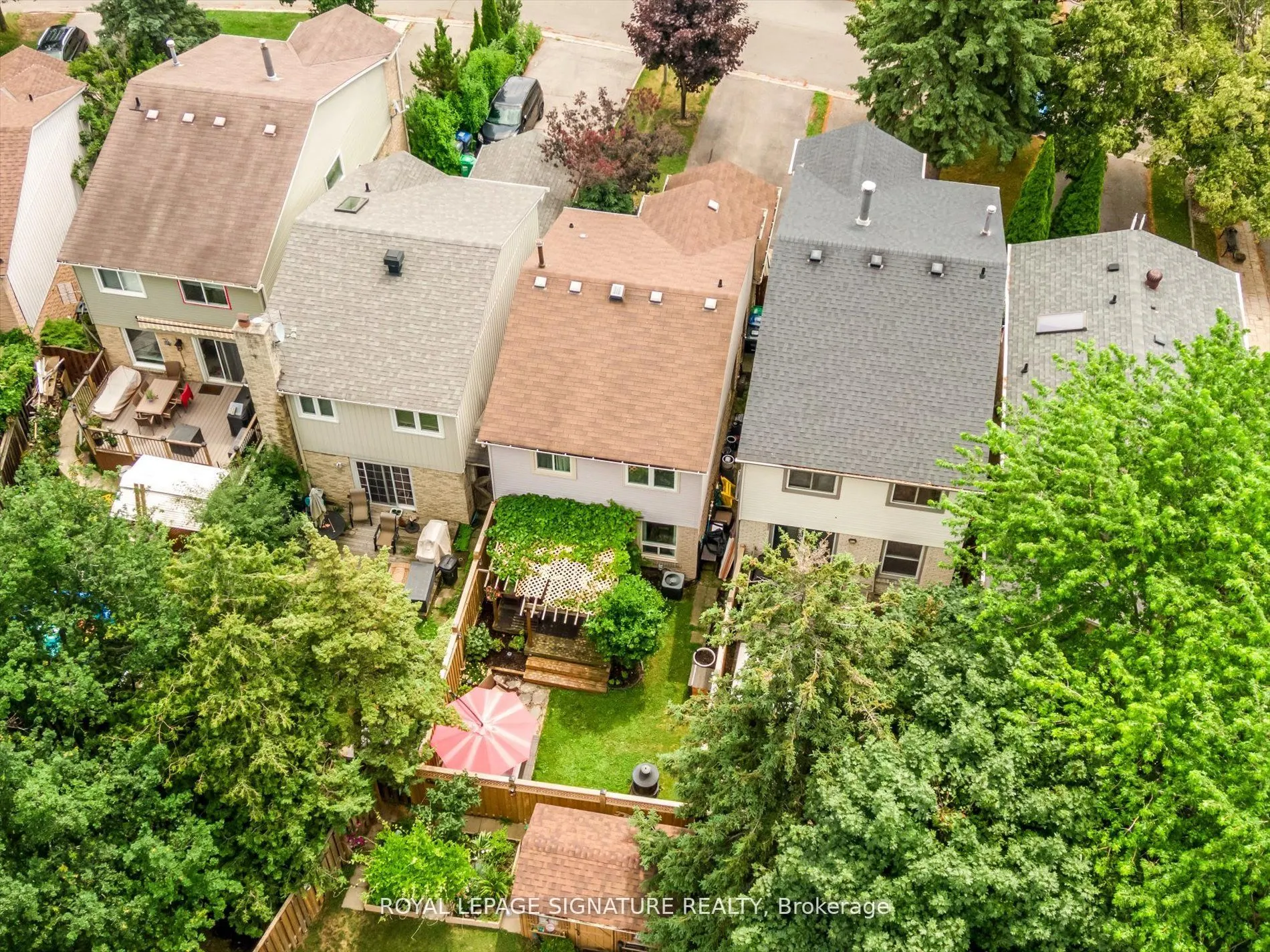 2709 Romark Mews
