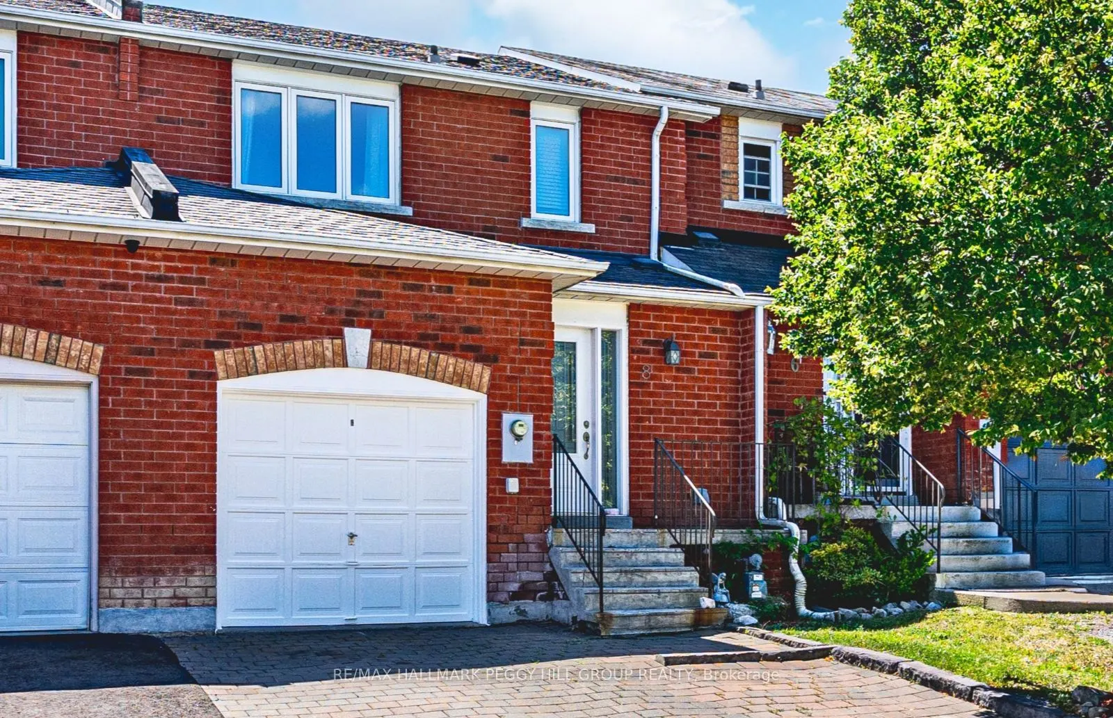 8 Rolling Hills Lane